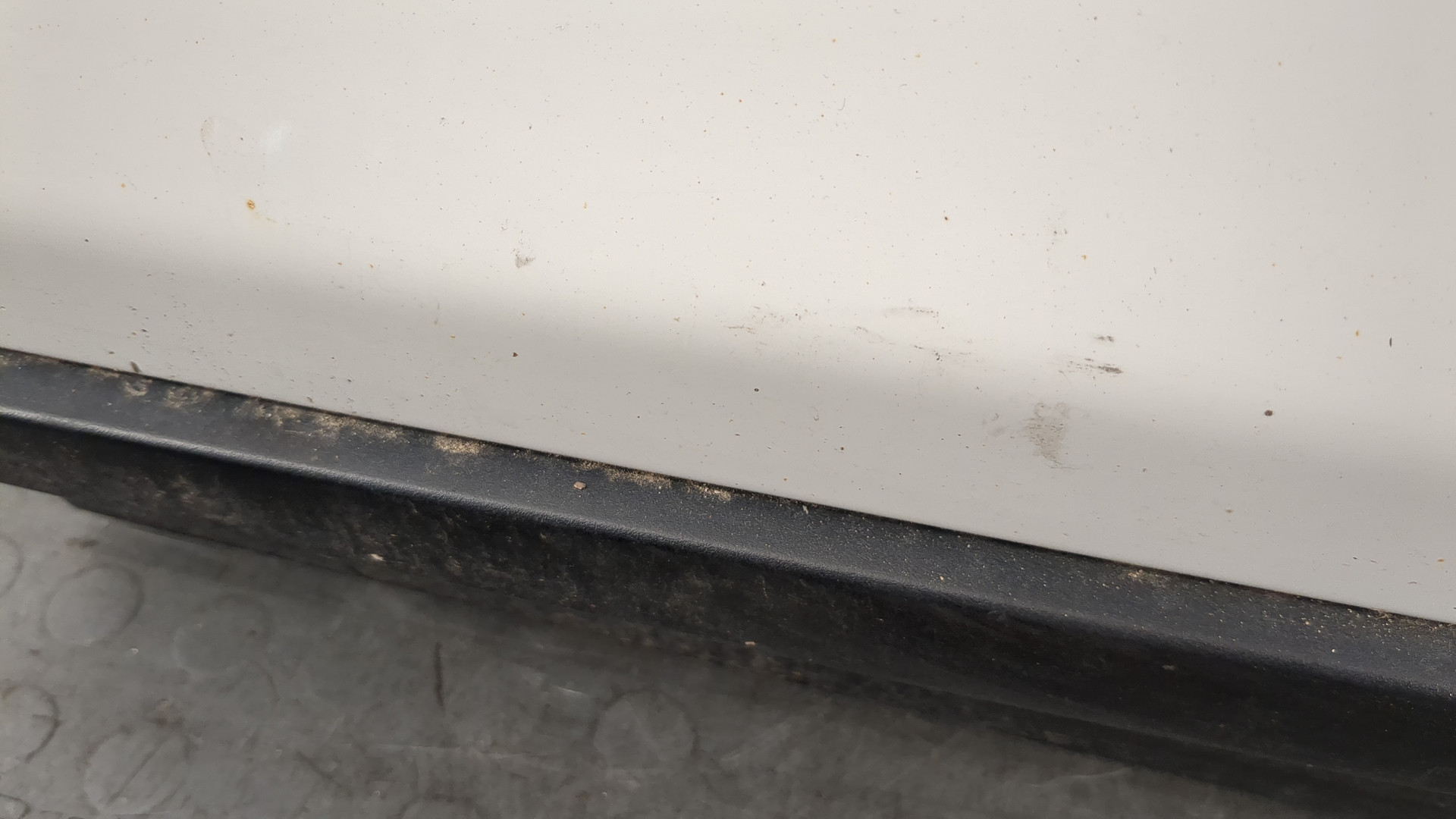 Дверь задняя левая