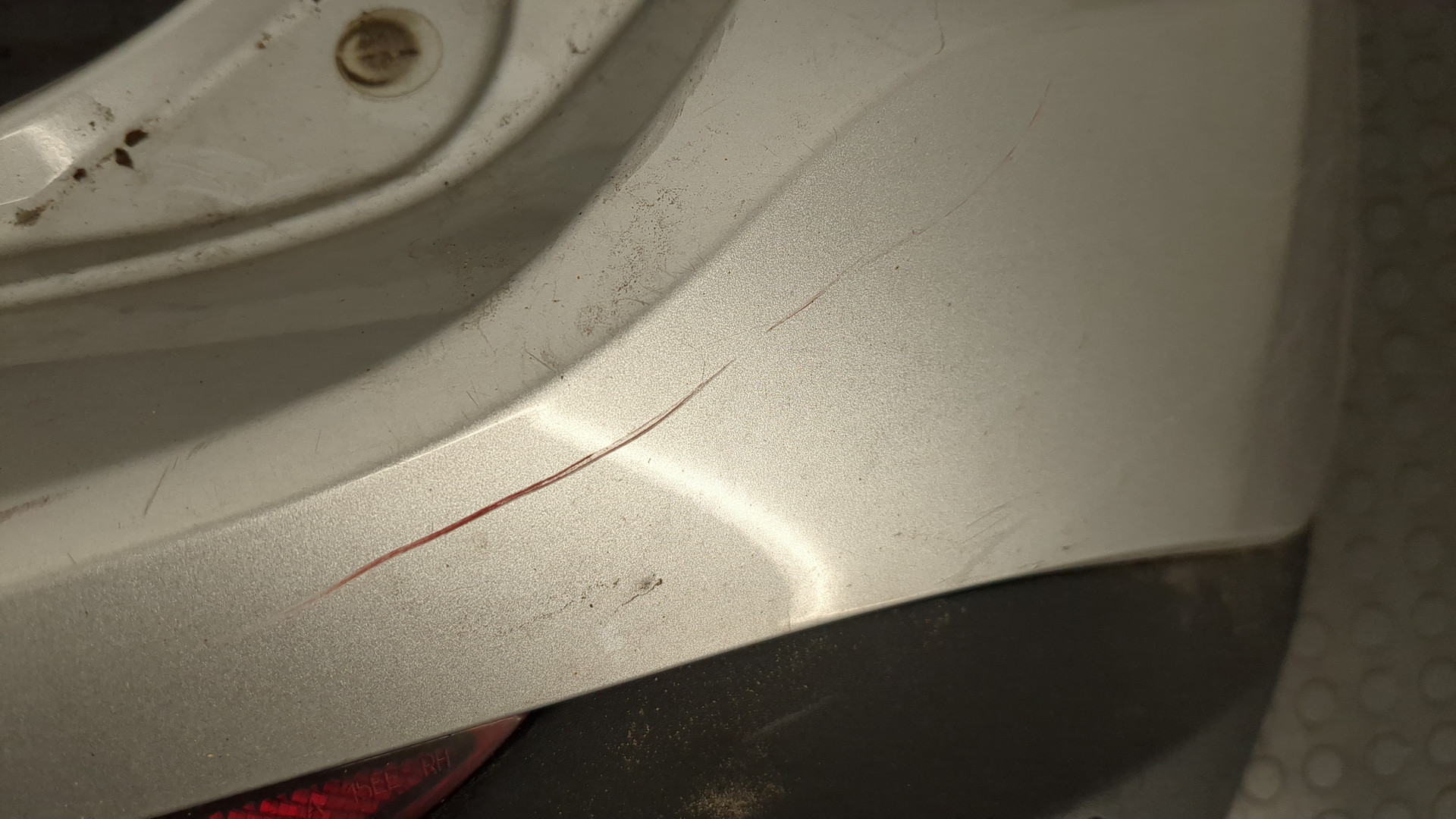 Бампер задний