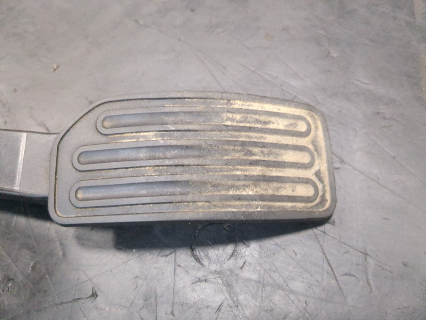 Педаль газа