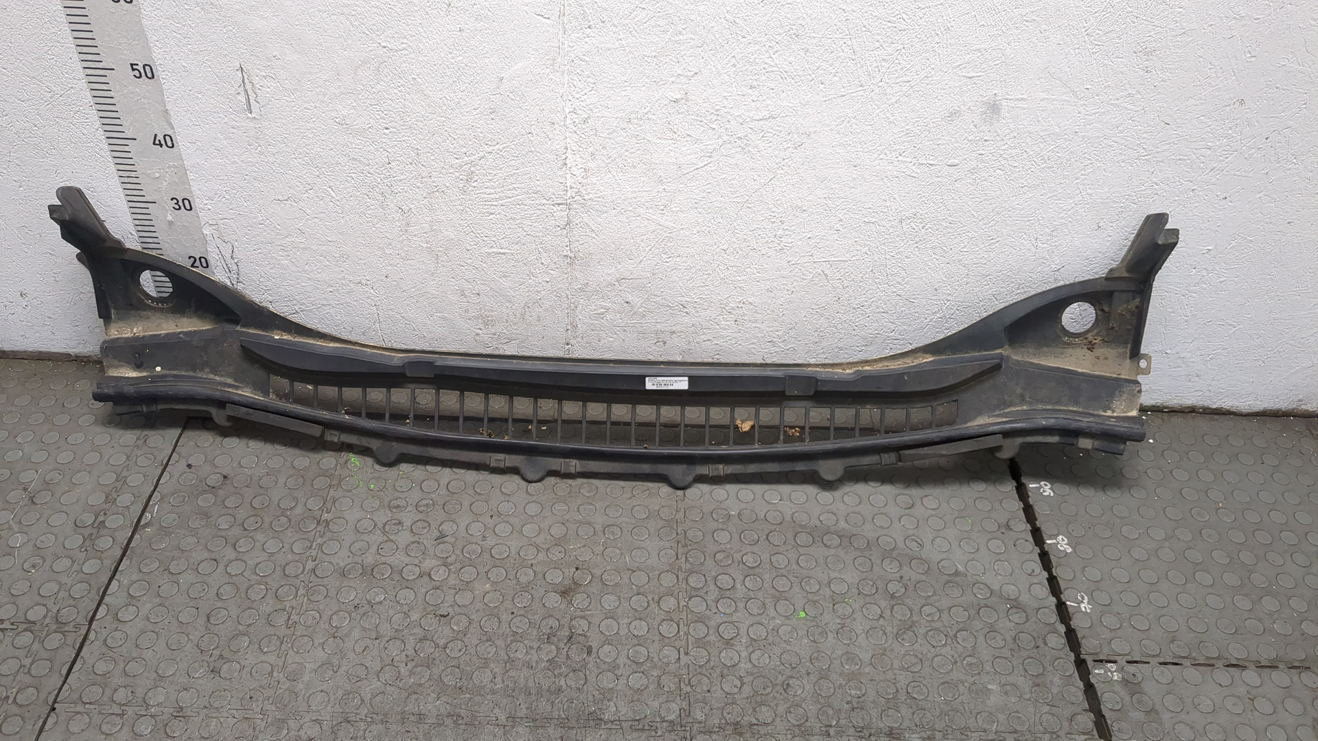 Решетка стеклоочистителей (Жабо)