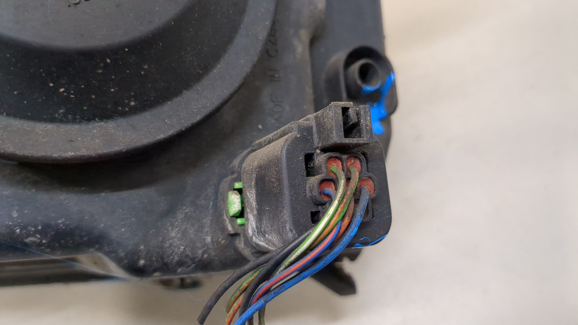 Фара правая