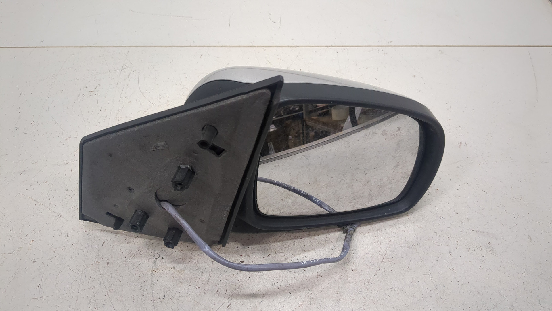 Зеркало правое электрическое