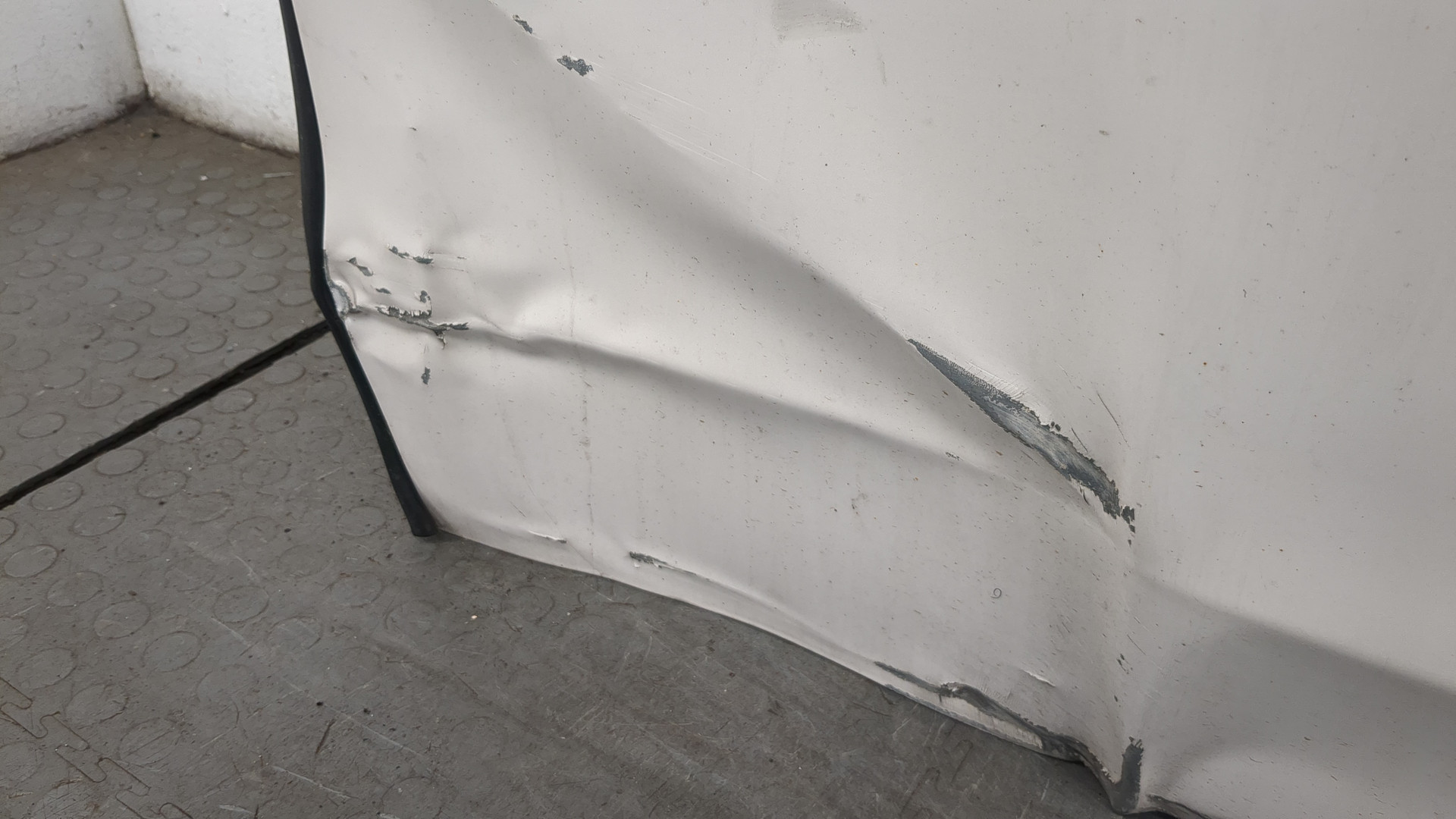 Дверь задняя левая