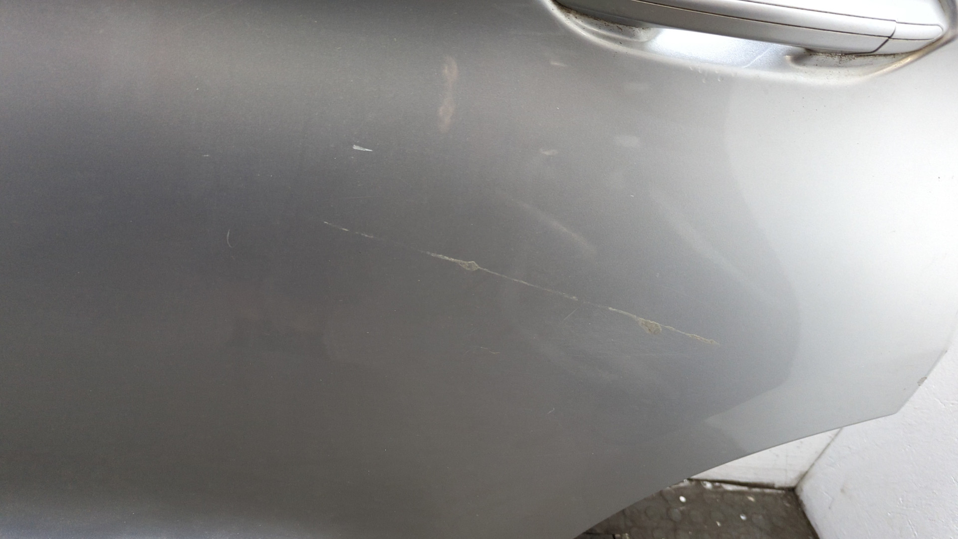 Дверь задняя левая