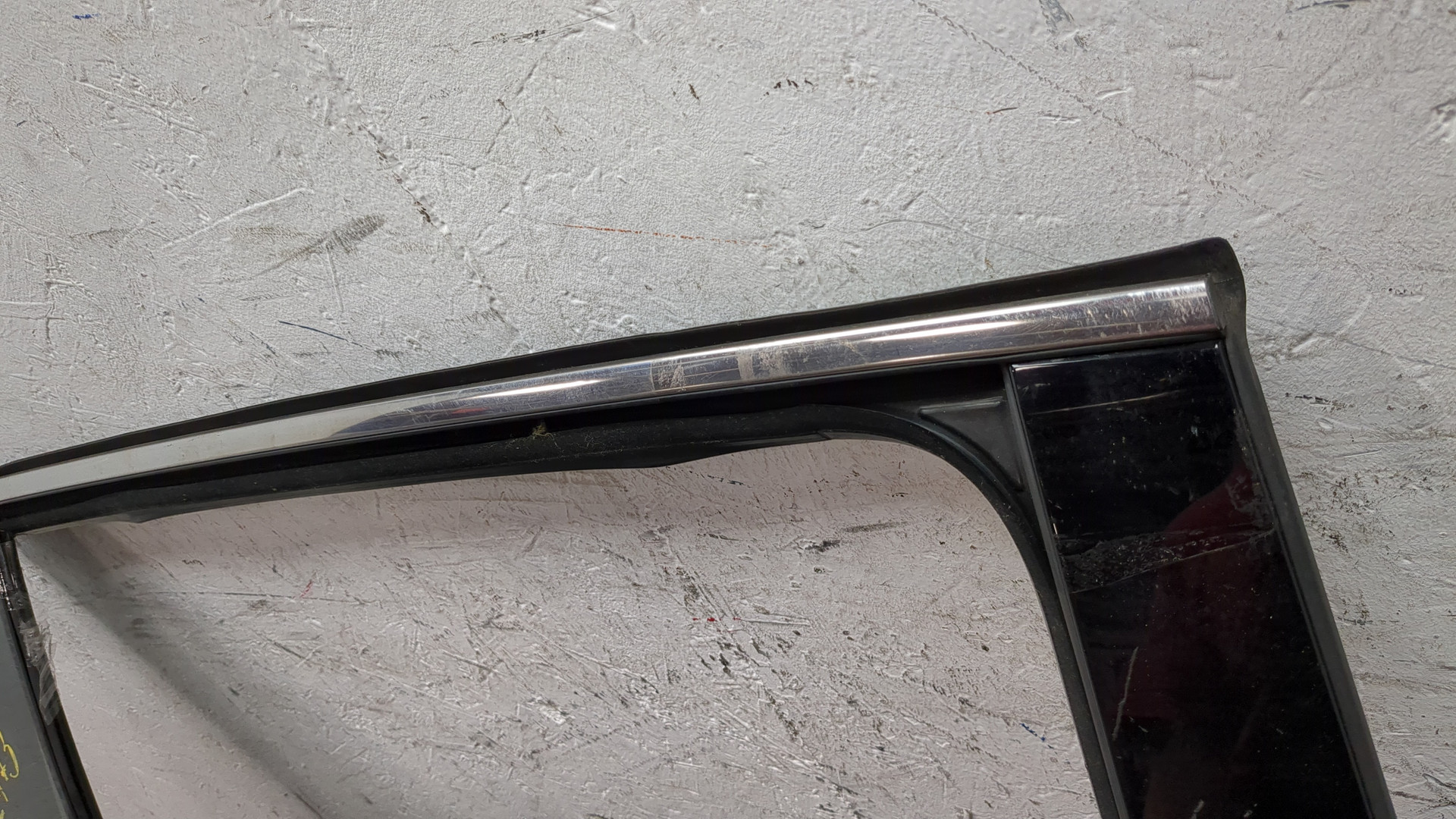 Дверь задняя правая