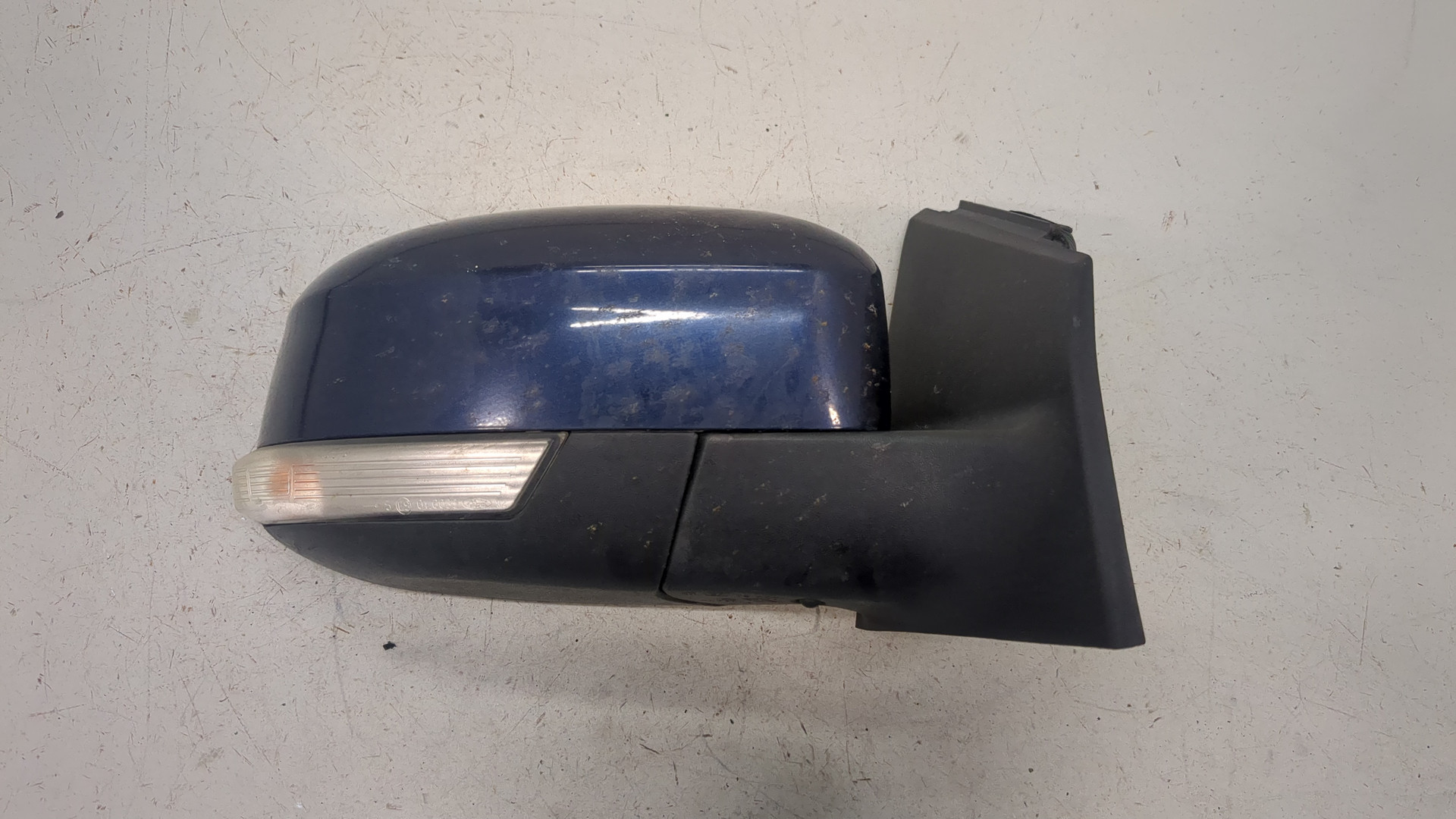 Зеркало правое электрическое