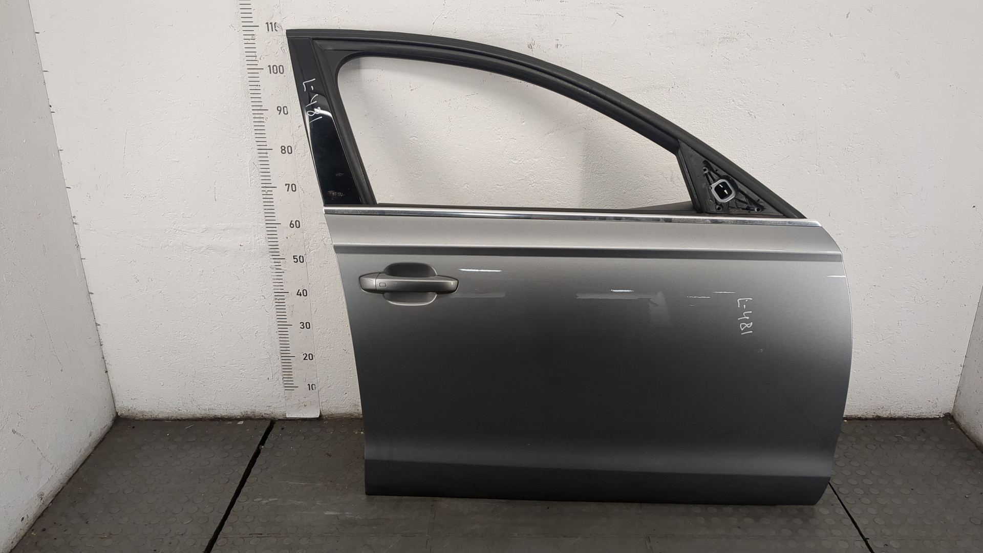 Дверь передняя правая