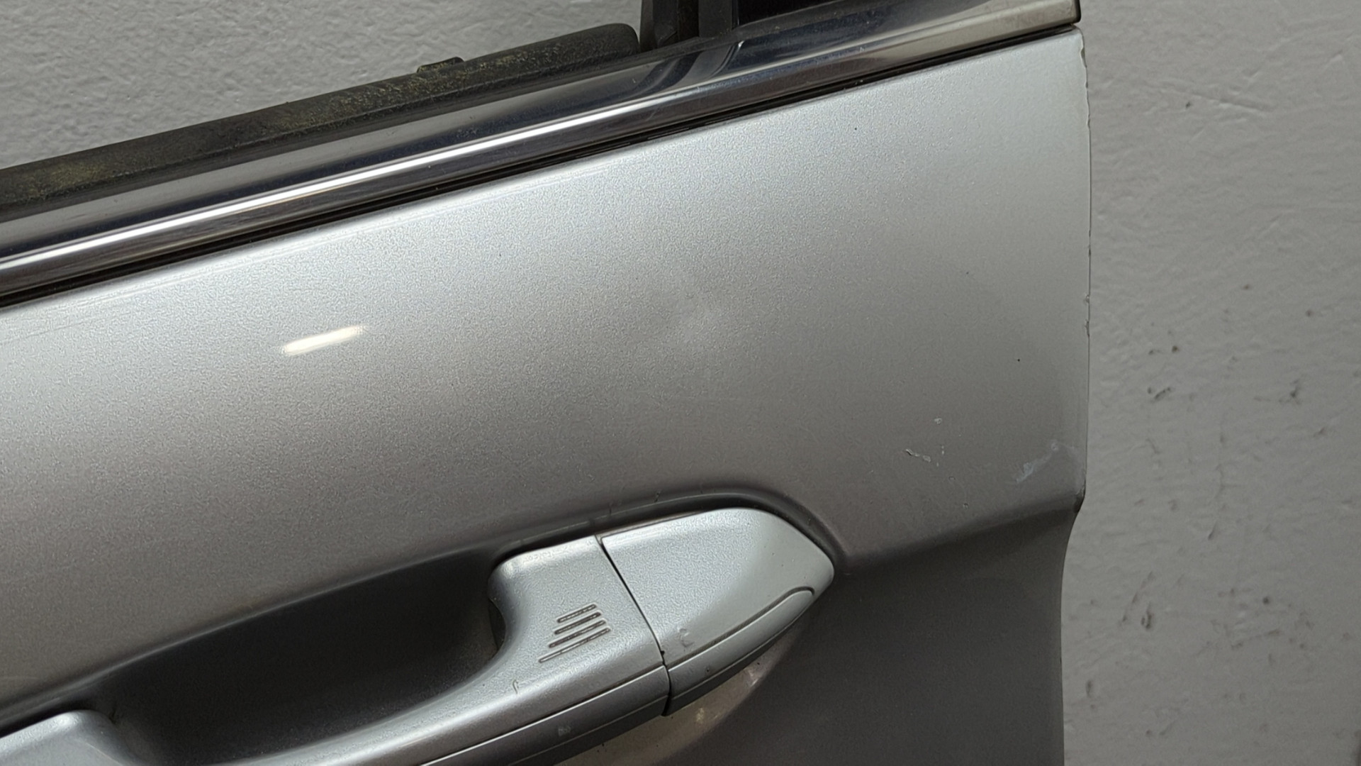 Дверь передняя левая