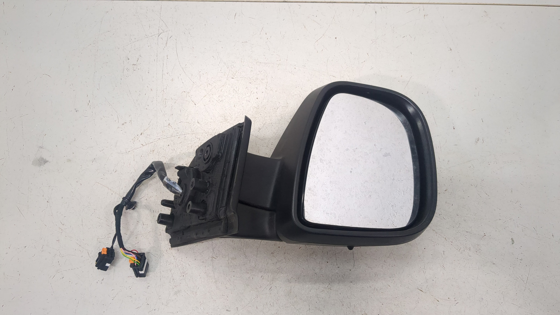 Зеркало правое электрическое