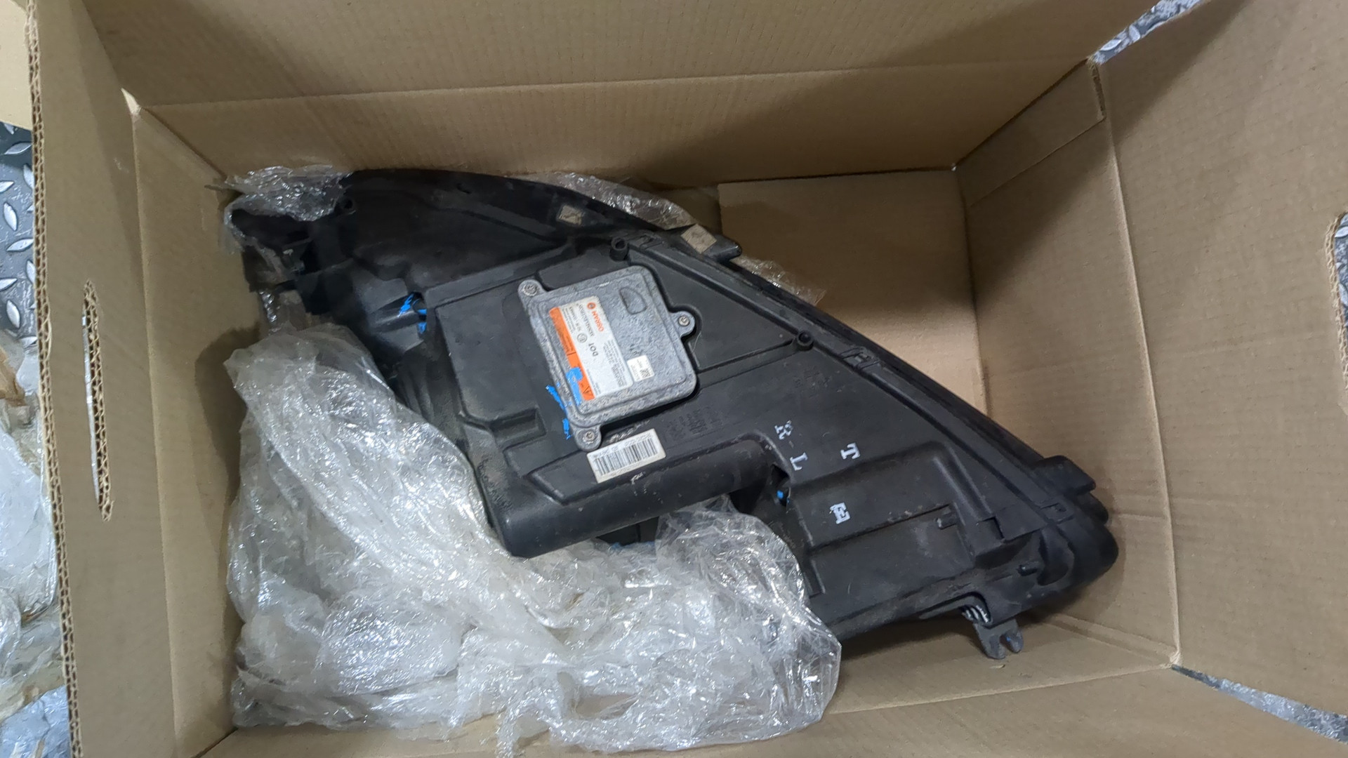 Фара правая