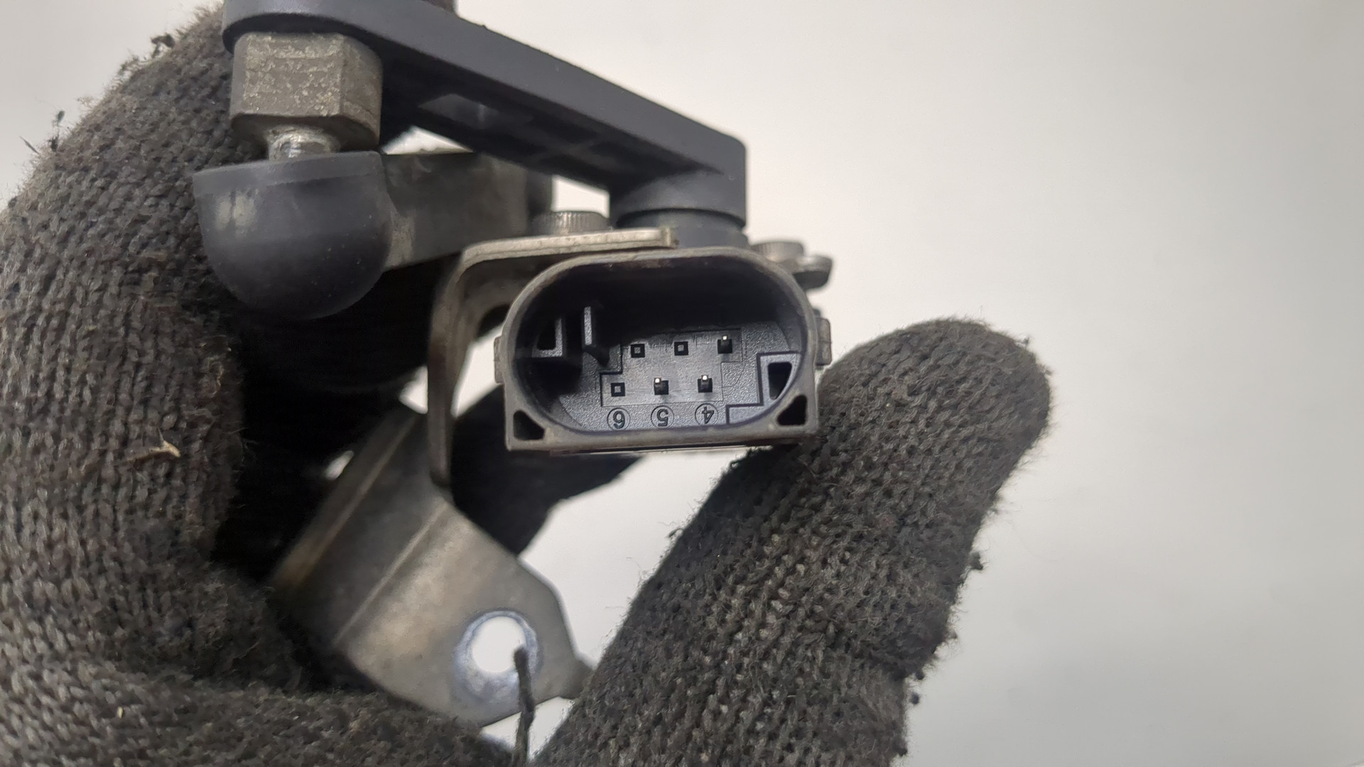 Датчик регулировки дорож. просвета