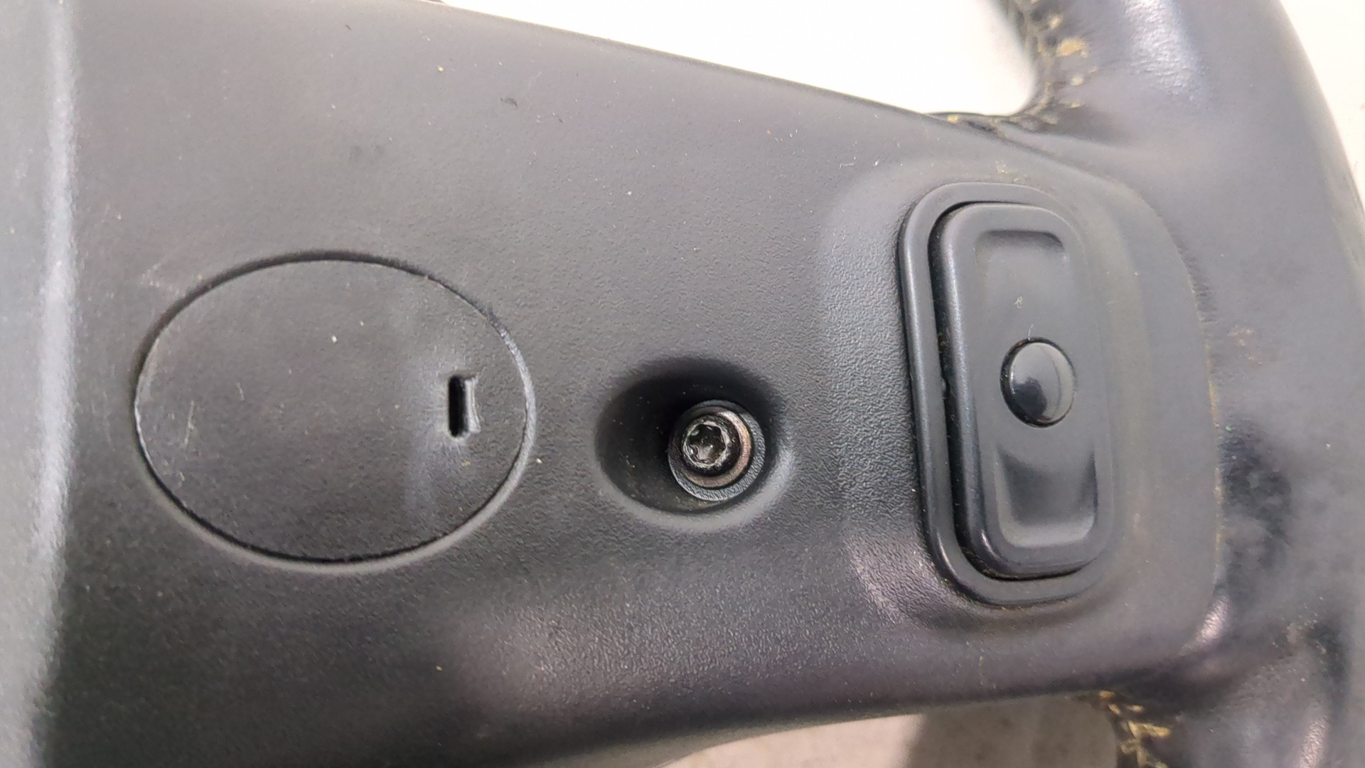 Рулевое колесо (руль)