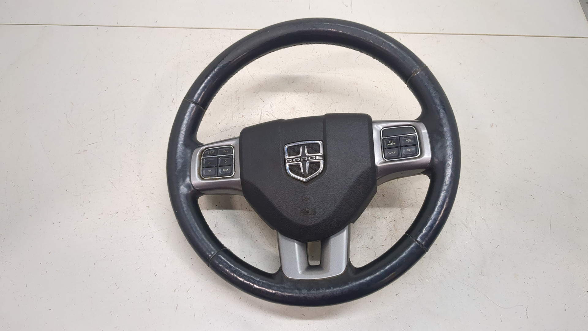 Рулевое колесо (руль)