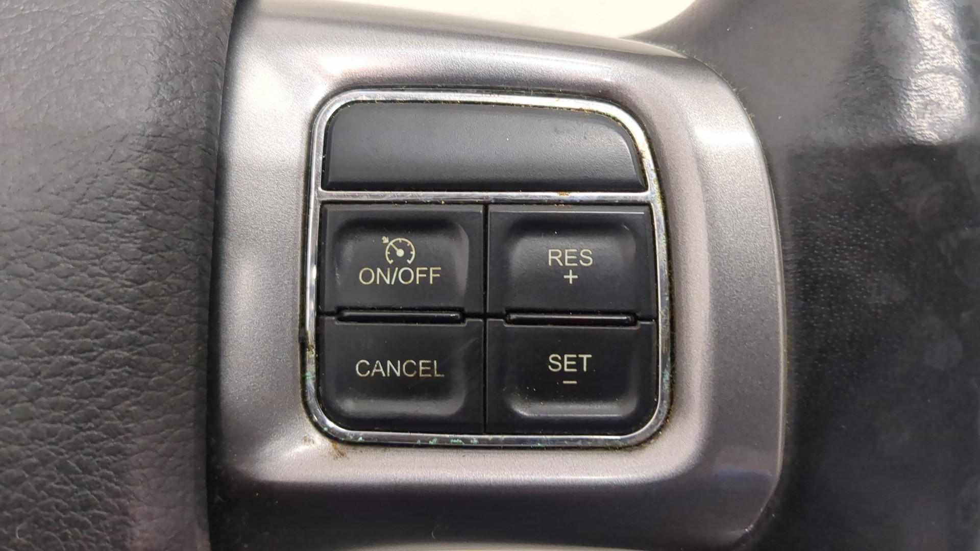 Рулевое колесо (руль)