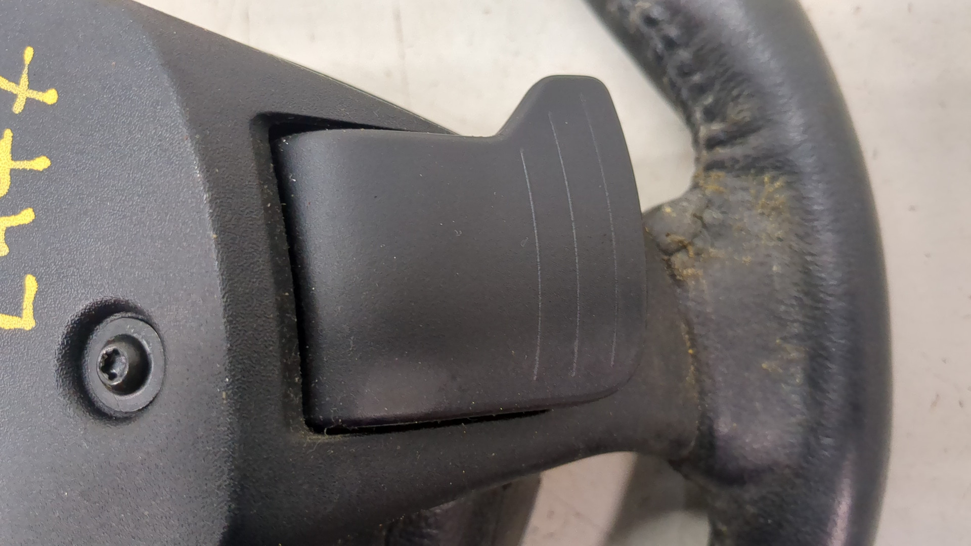 Рулевое колесо (руль)