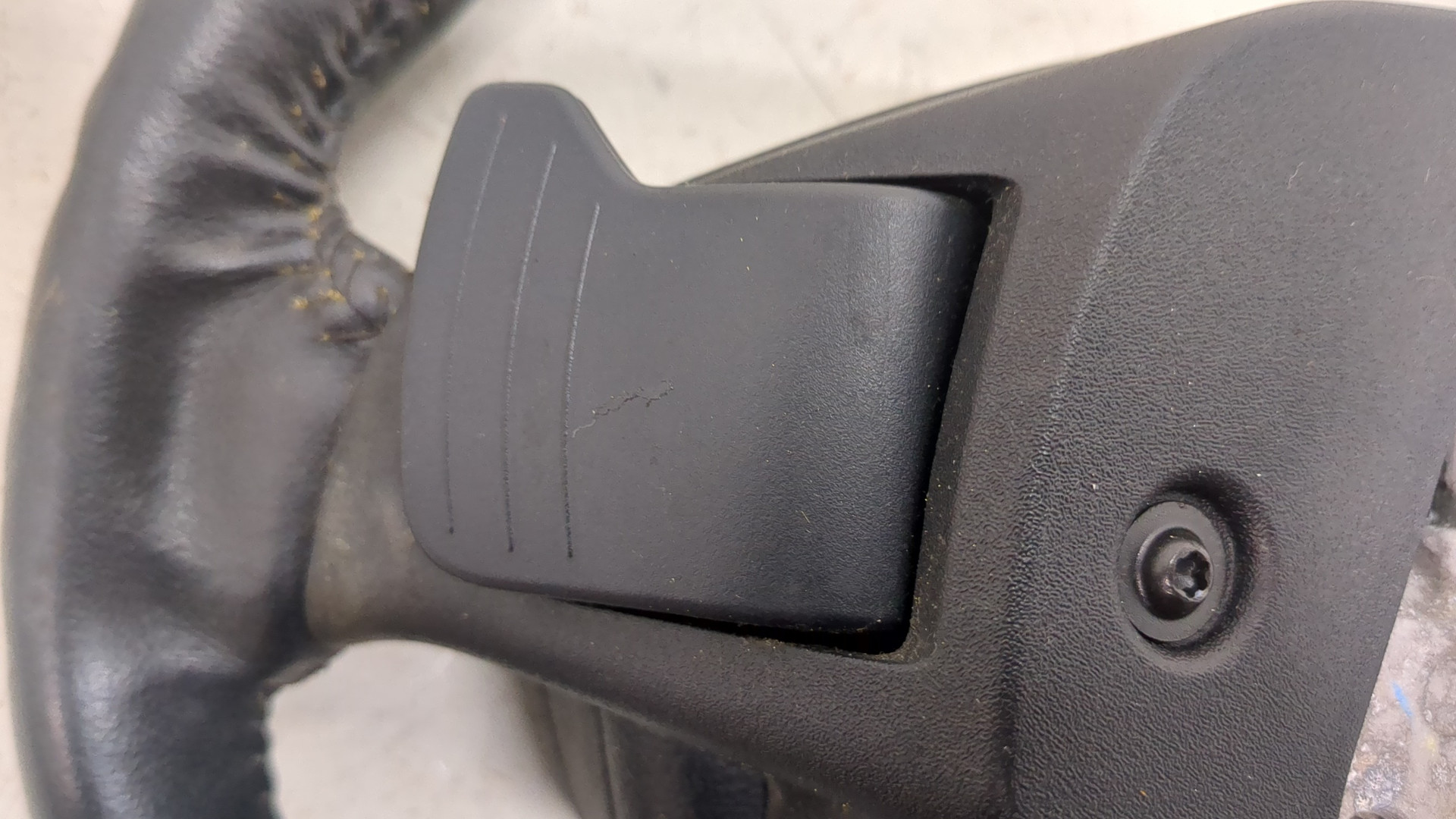 Рулевое колесо (руль)