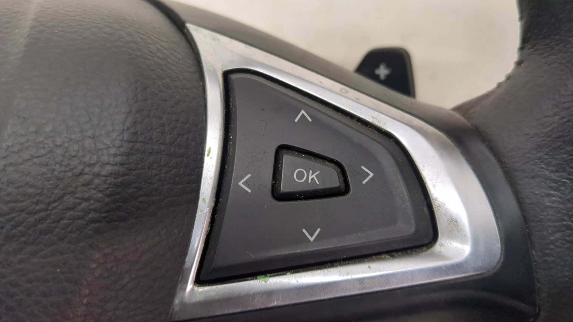 Рулевое колесо (руль)