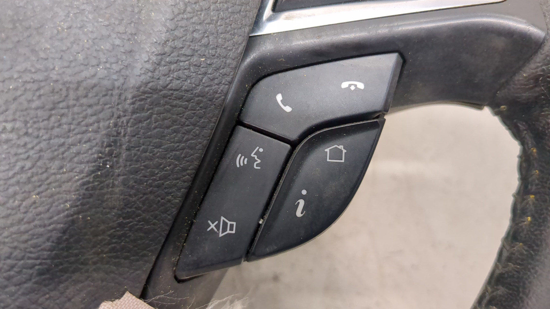 Рулевое колесо (руль)