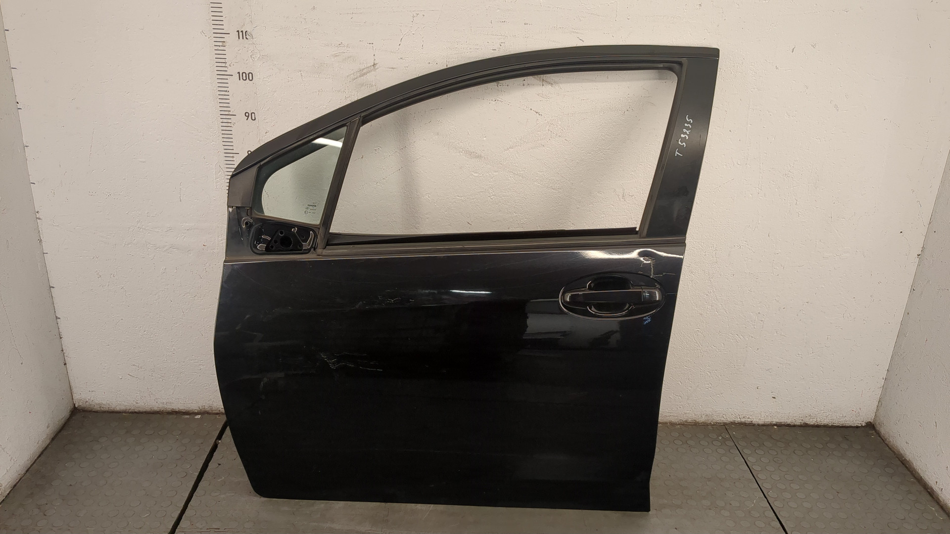 Дверь передняя левая