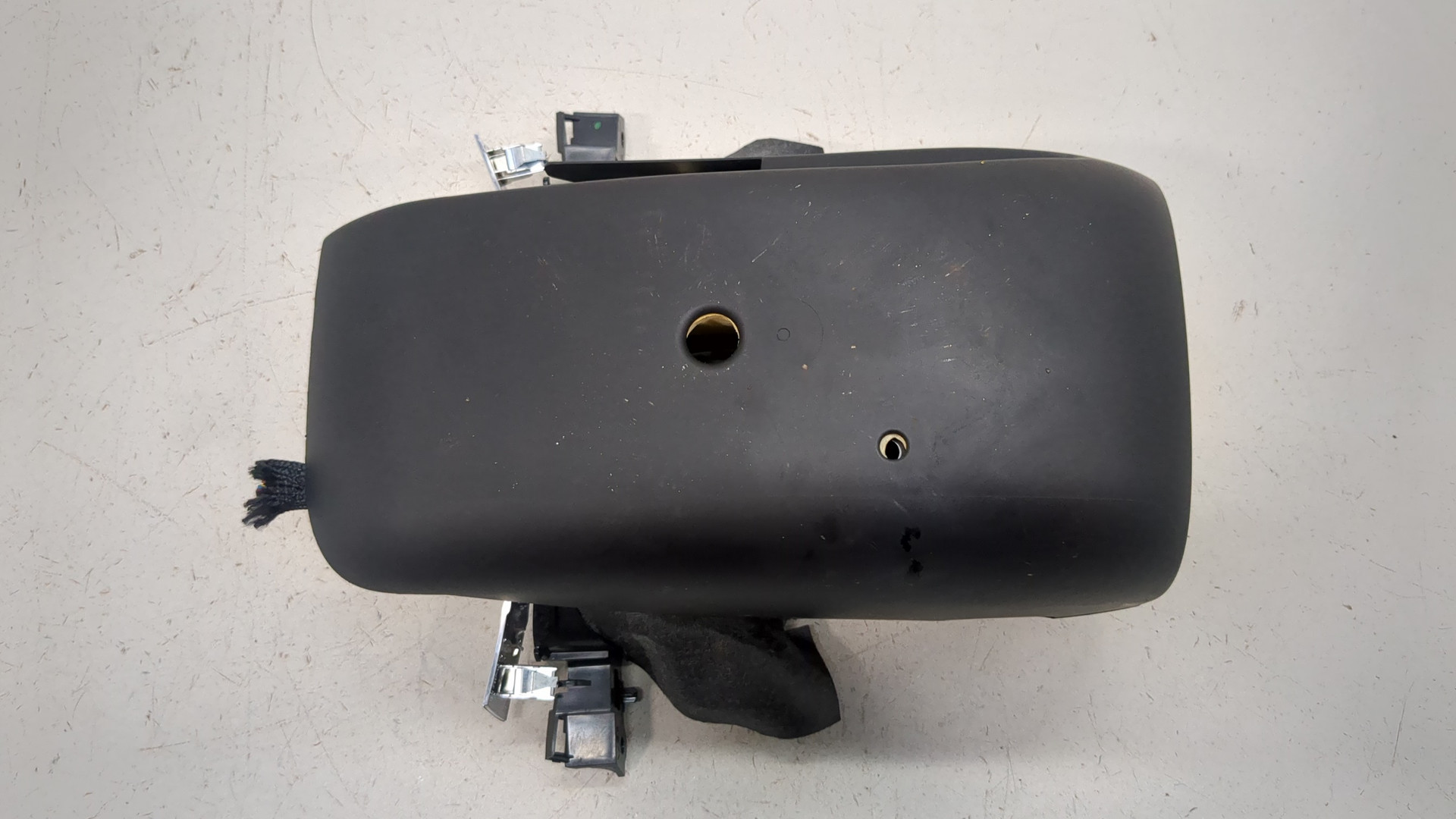 Кожух рулевой колонки