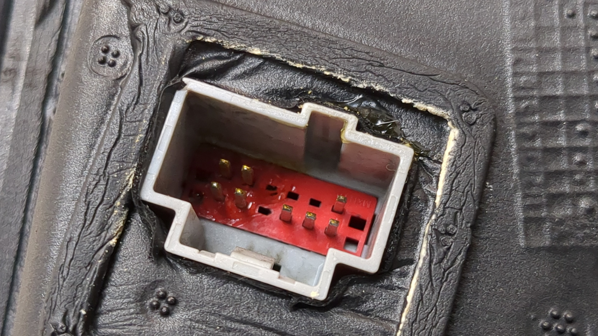 Зеркало левое электрическое