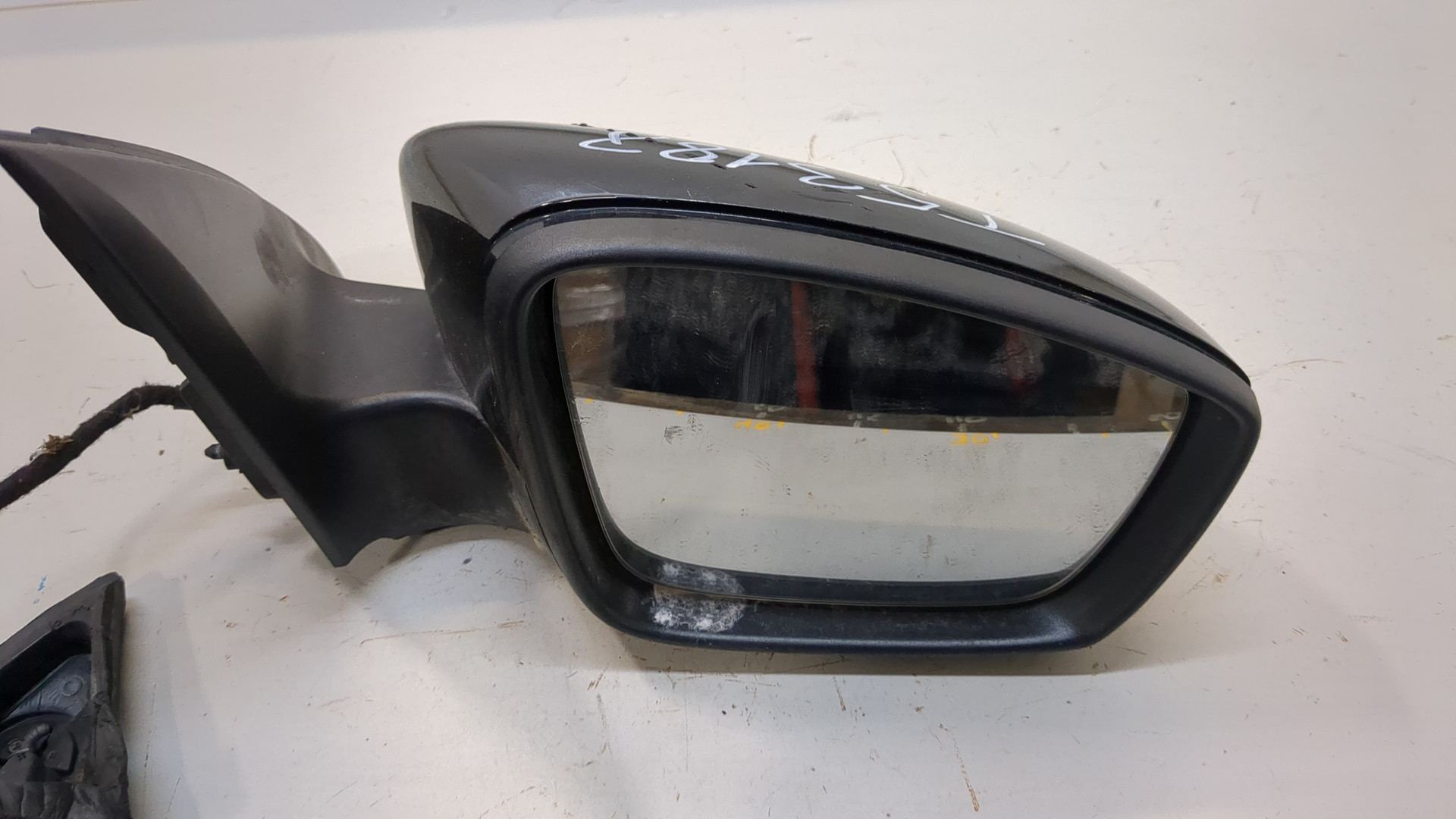 Зеркало правое электрическое