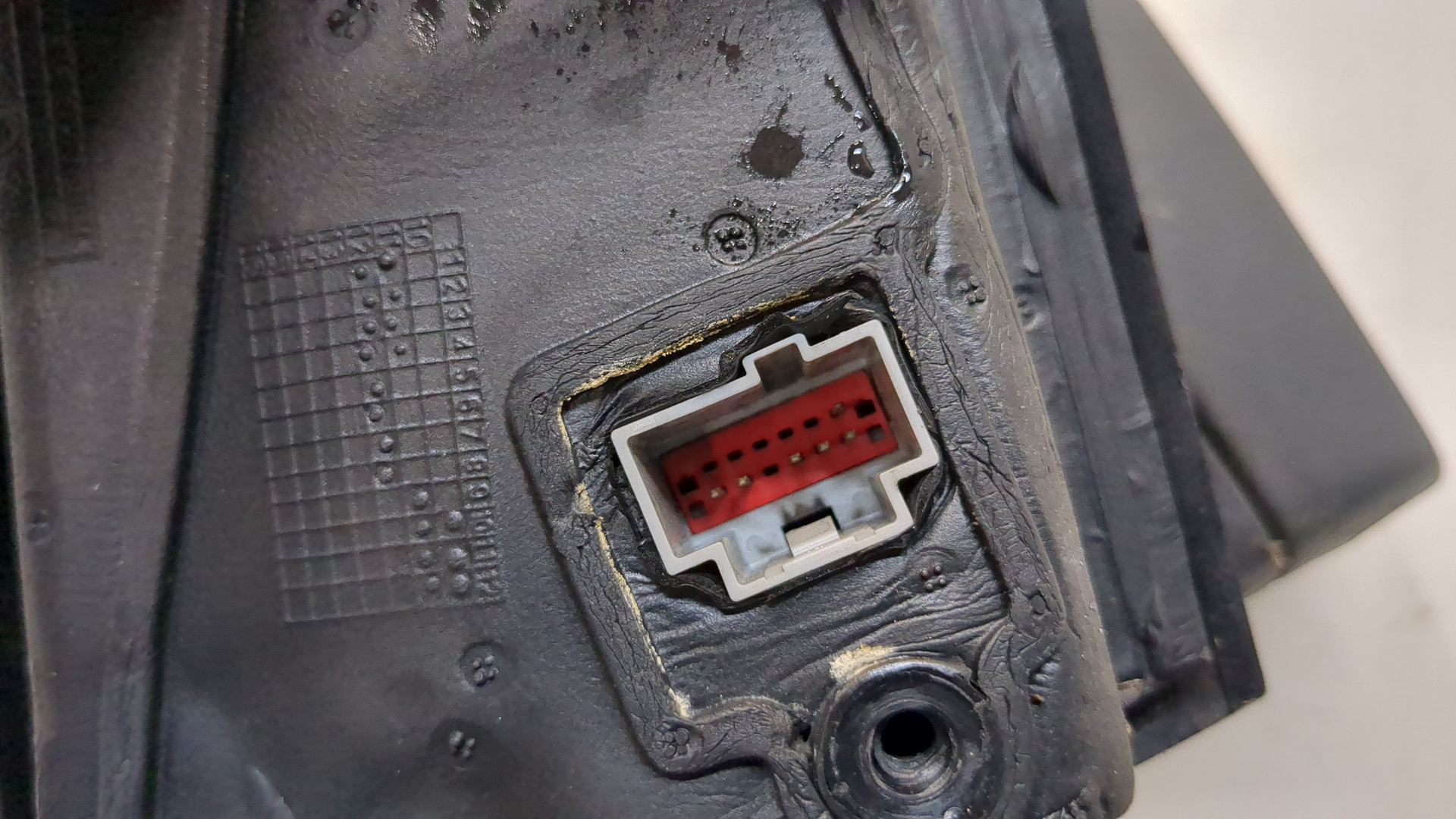 Зеркало правое электрическое