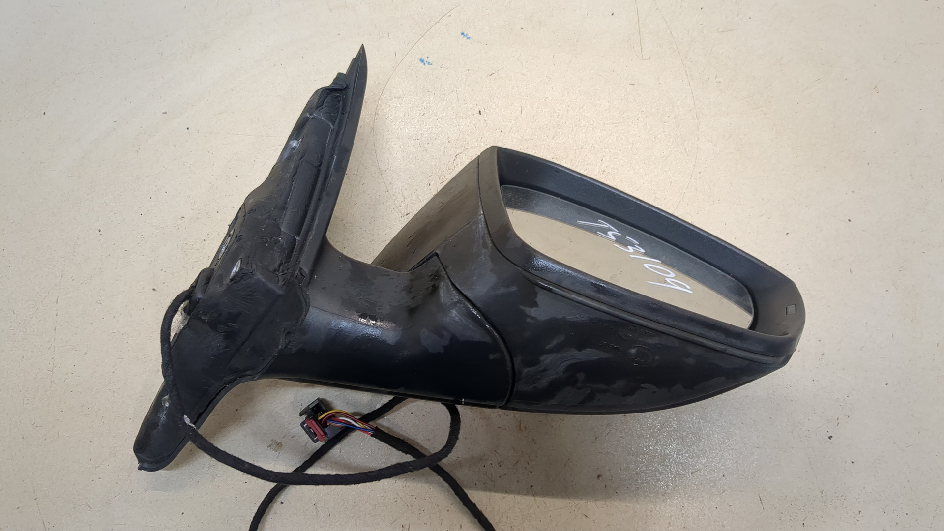 Зеркало правое электрическое