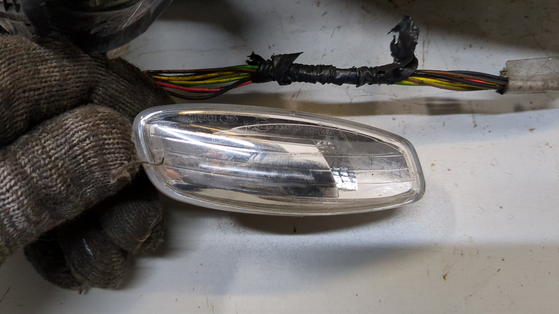 Зеркало правое электрическое