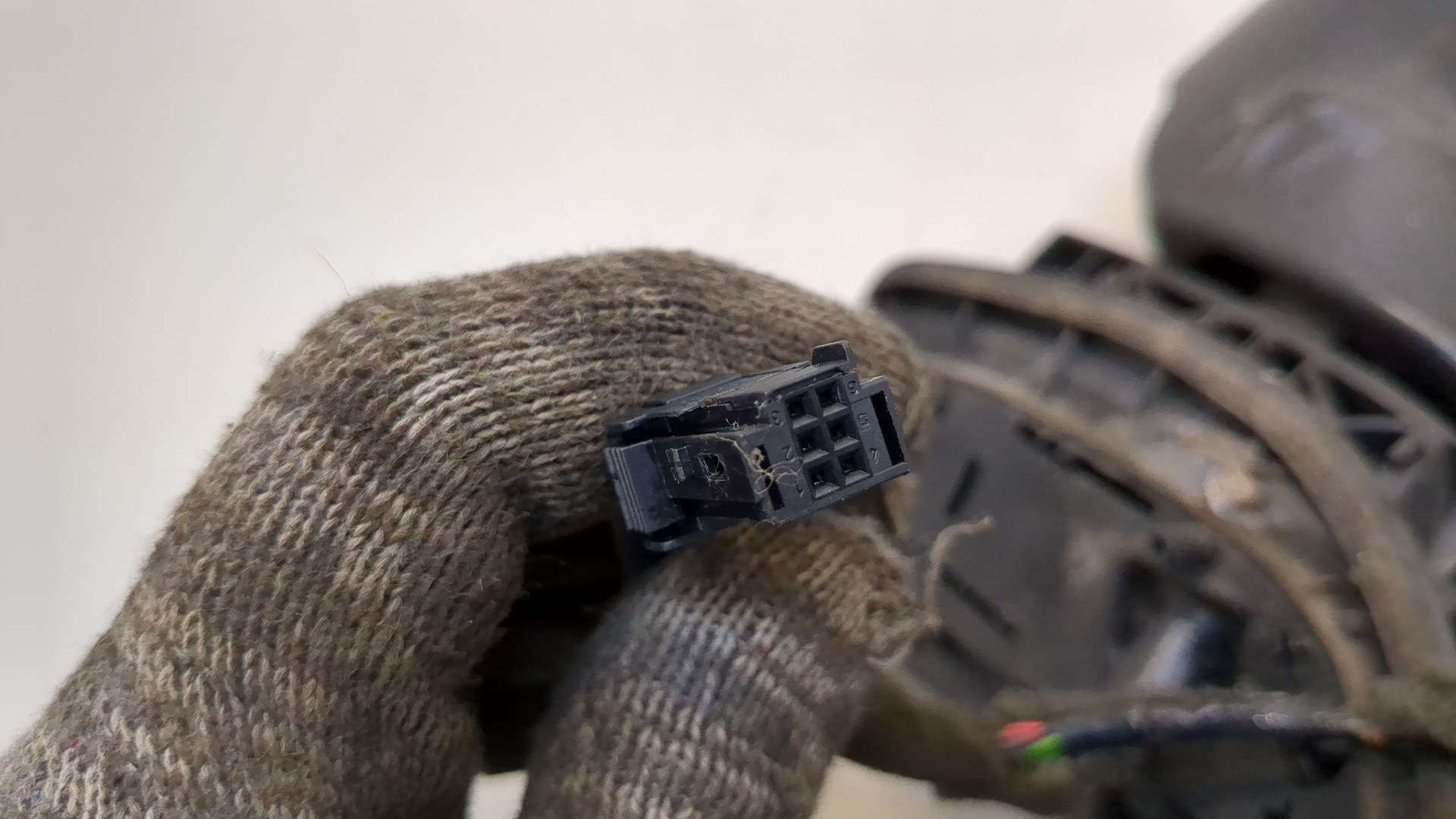 Зеркало правое электрическое