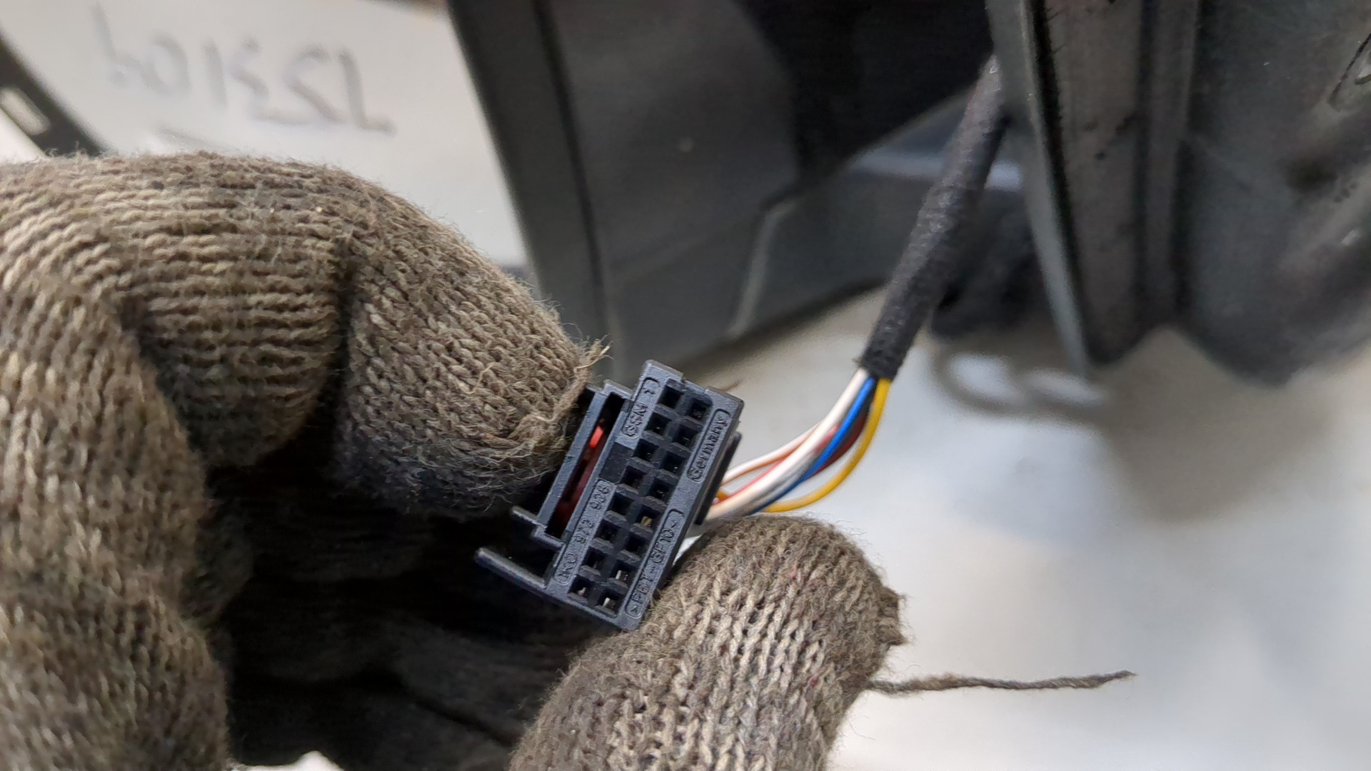 Зеркало левое электрическое