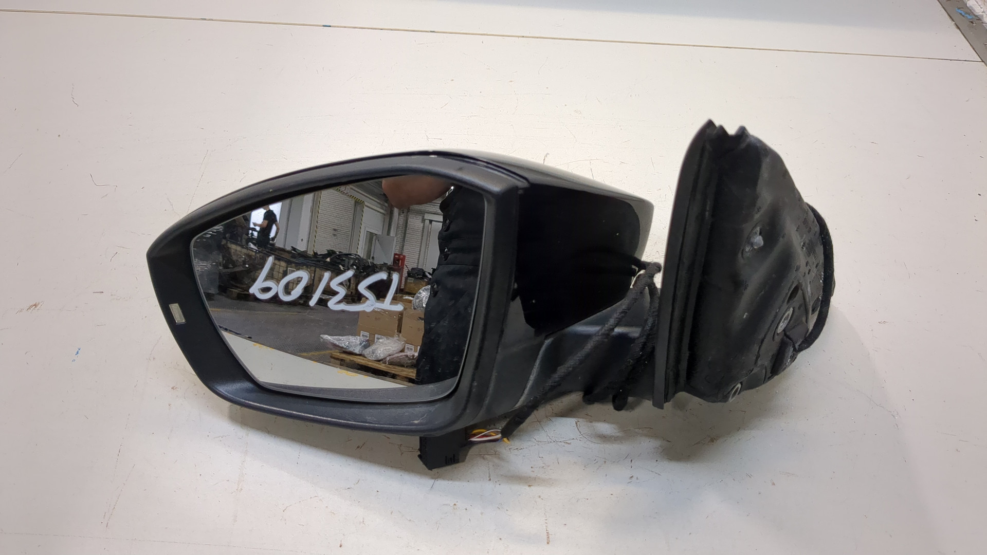 Зеркало левое электрическое