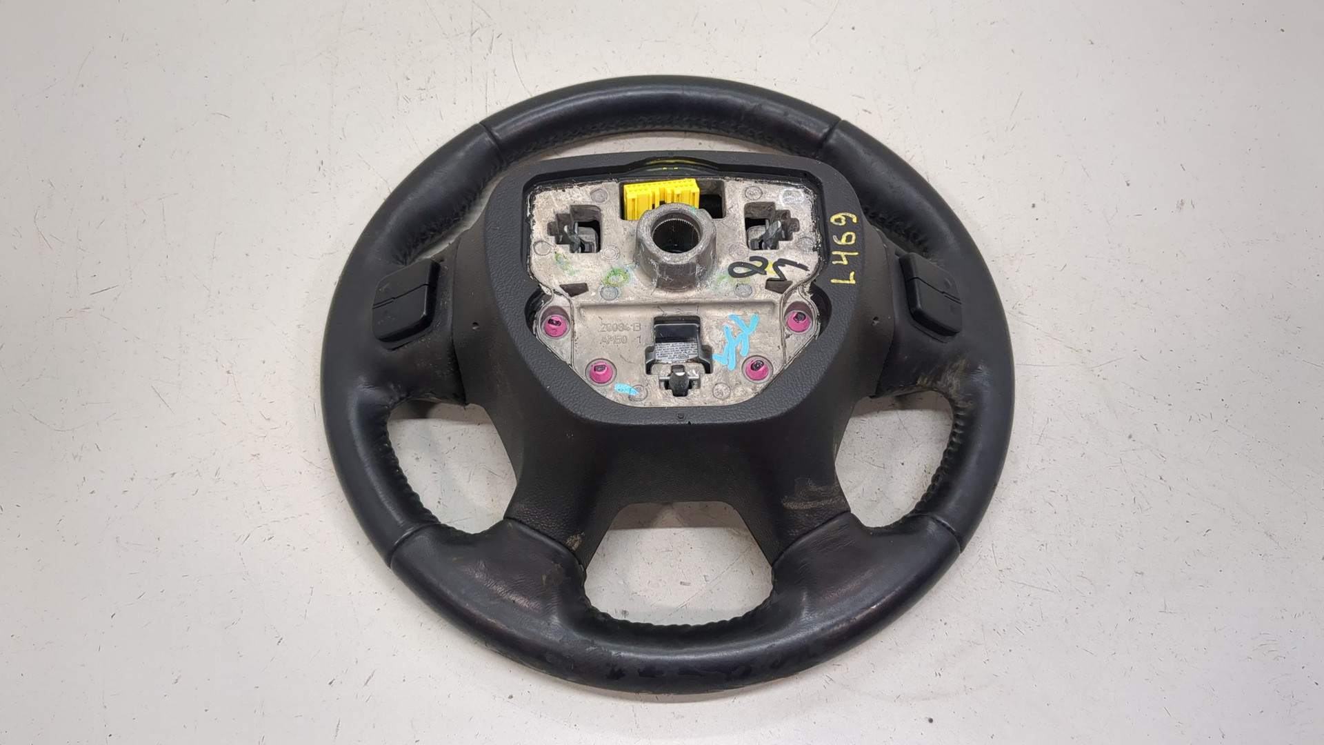 Рулевое колесо (руль)