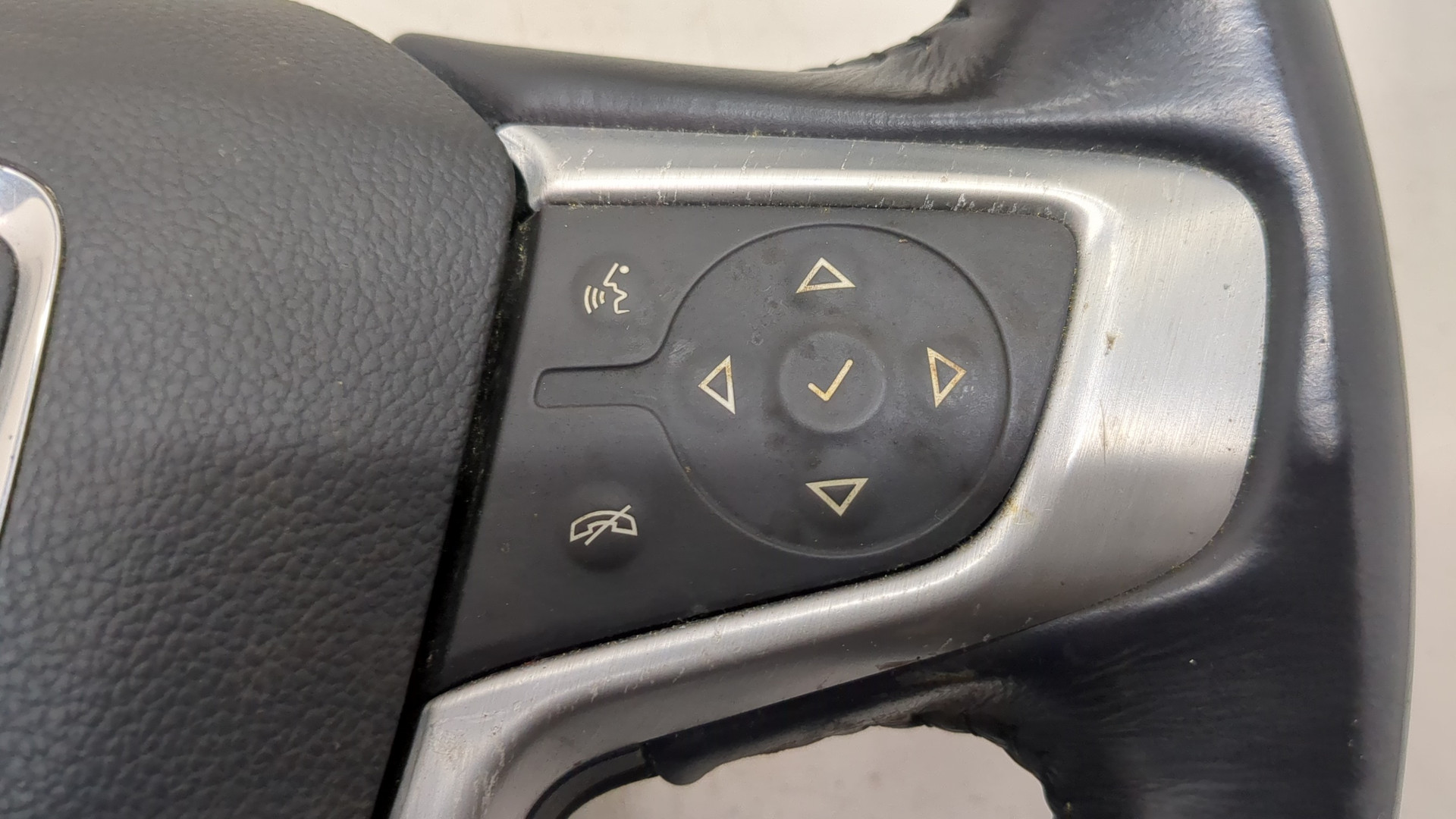 Рулевое колесо (руль)