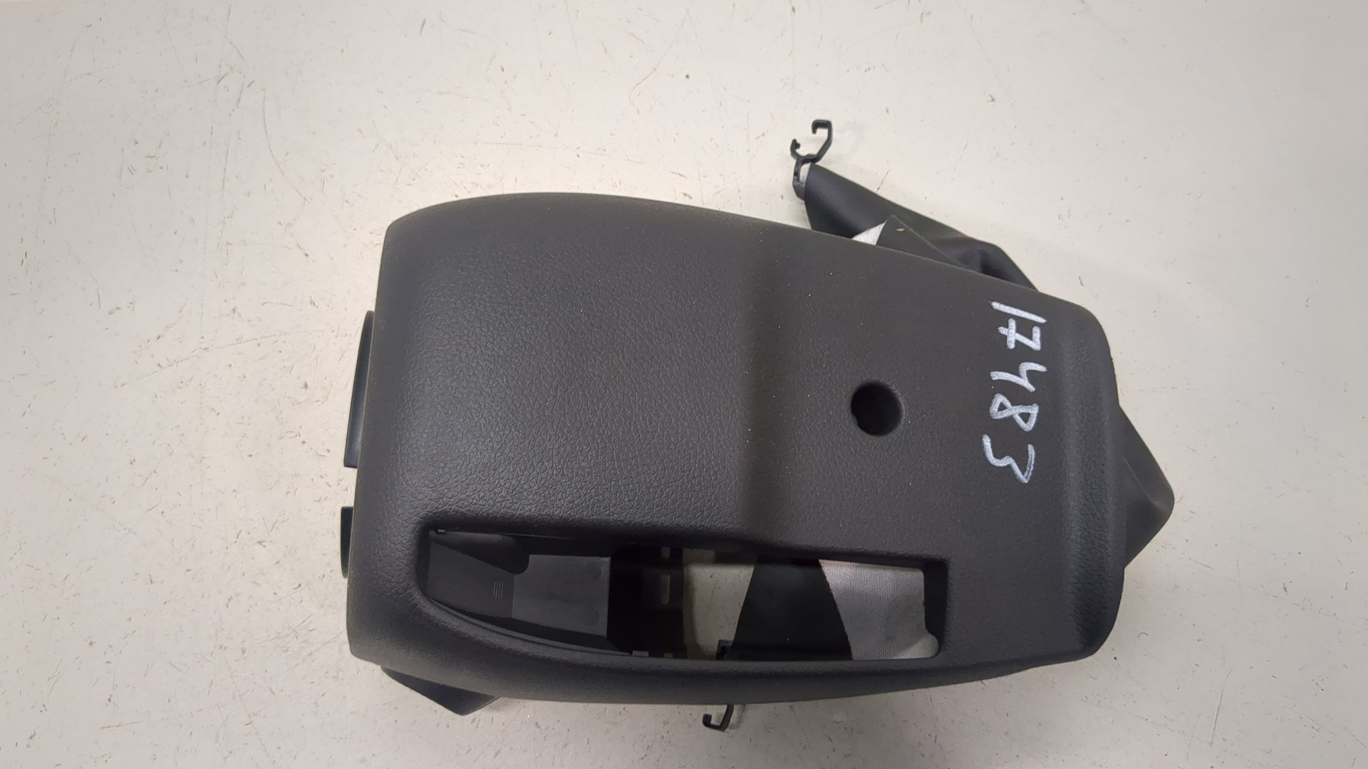 Кожух рулевой колонки