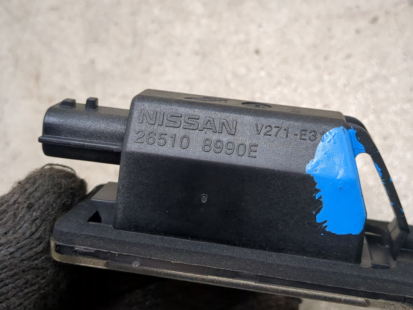 Фонарь подсветки номера