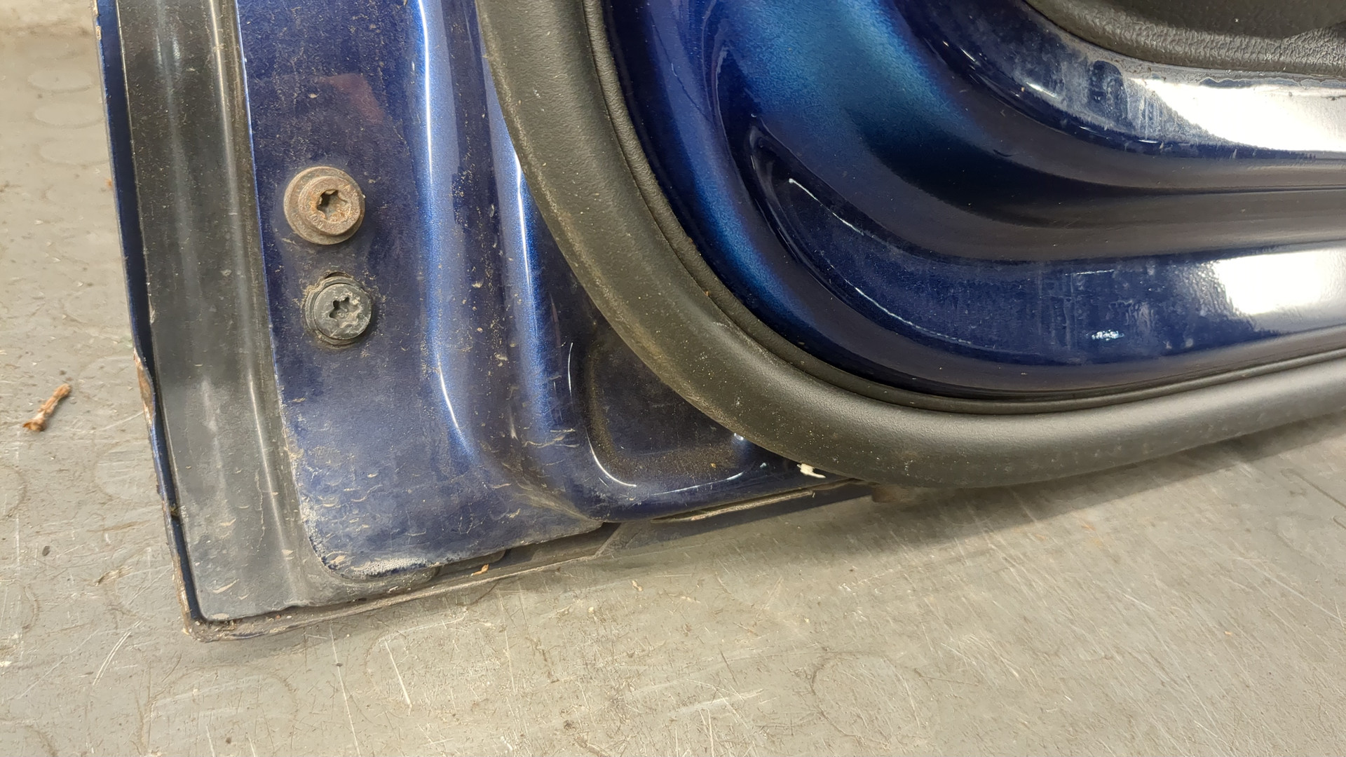 Дверь задняя правая