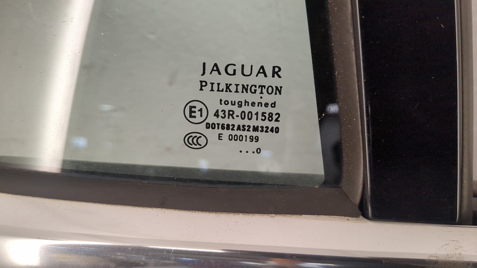 Дверь задняя правая