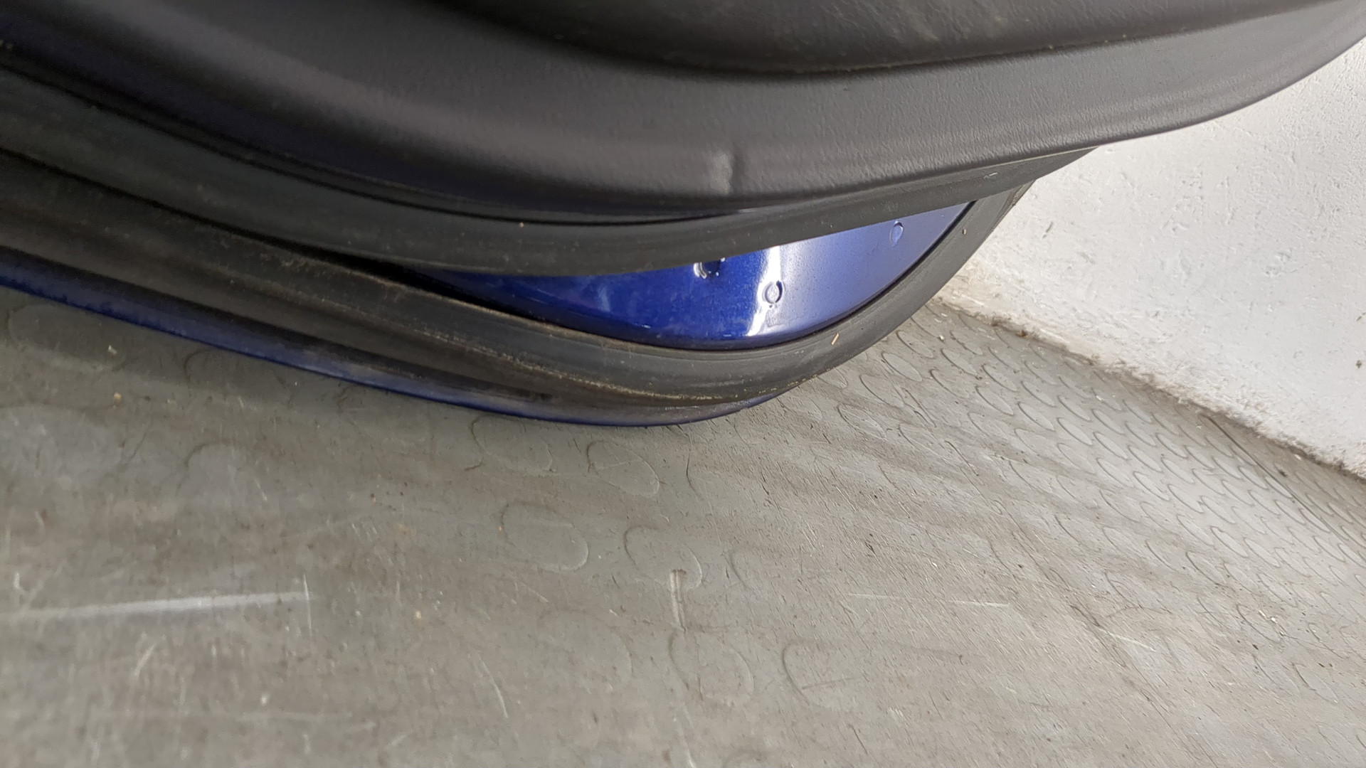 Дверь задняя правая