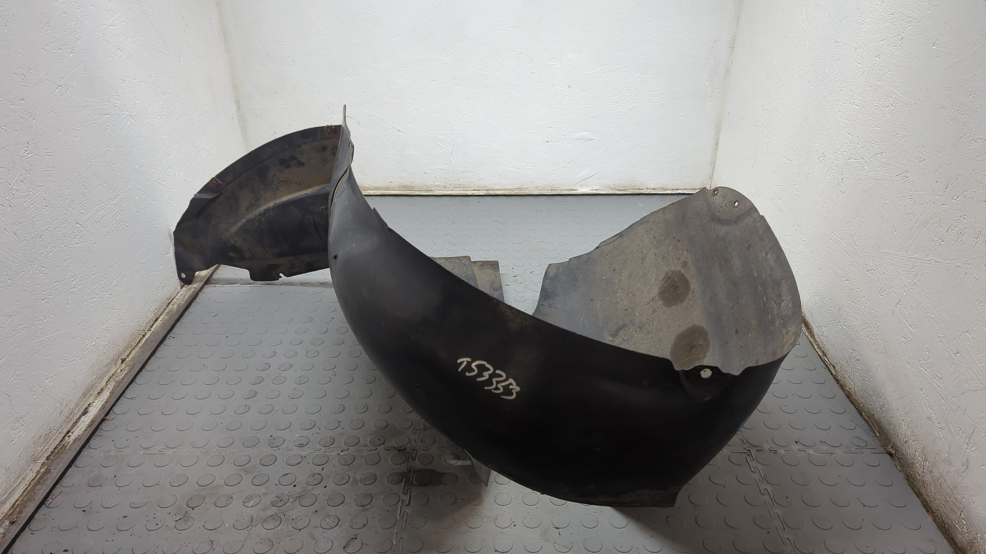 Локер передний правый