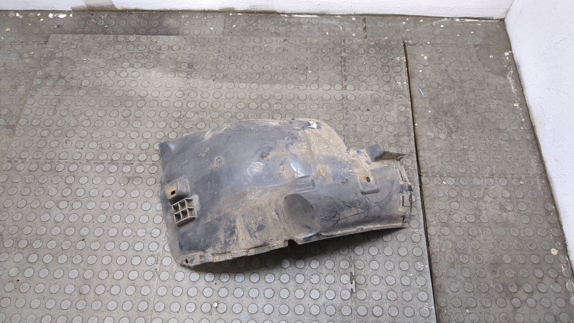 Локер передний правый