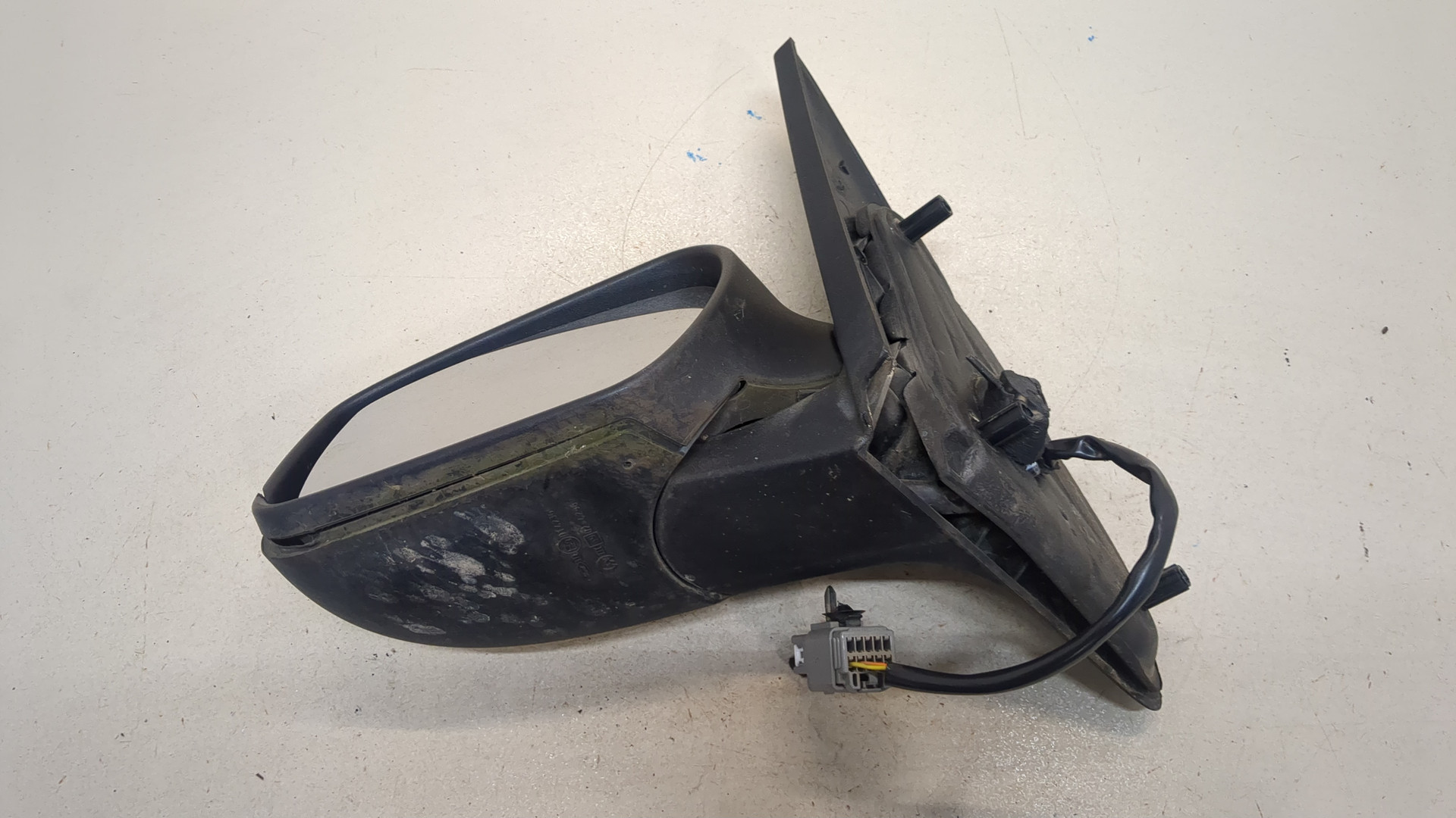 Зеркало левое электрическое