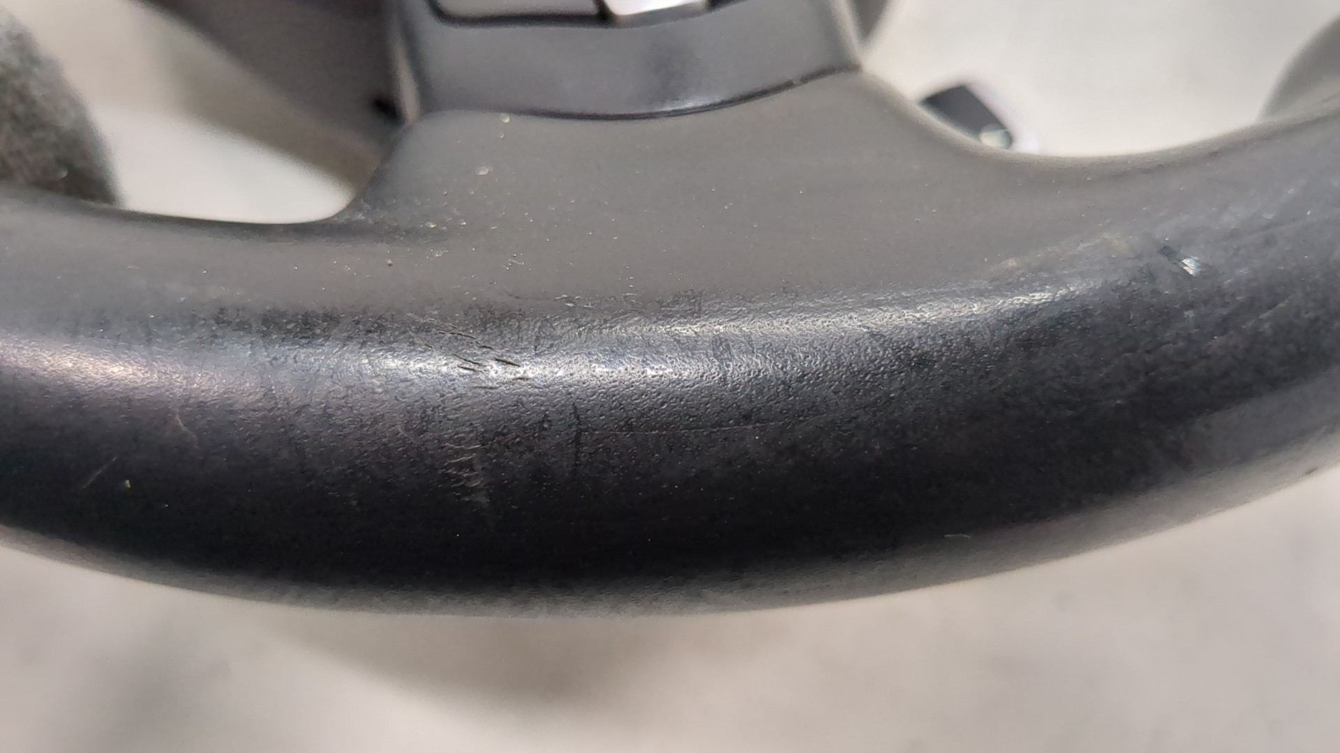 Рулевое колесо (руль)