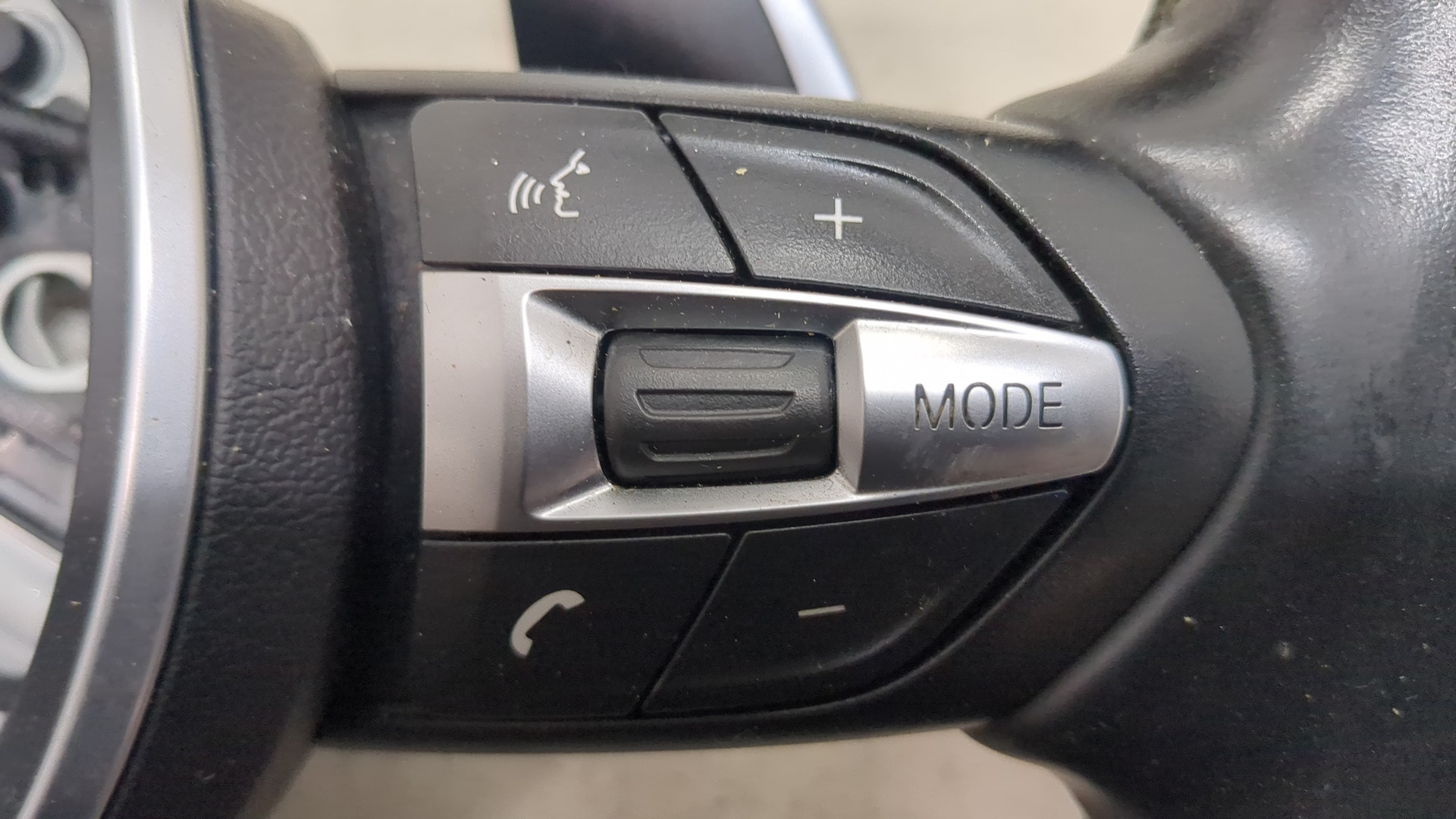 Рулевое колесо (руль)