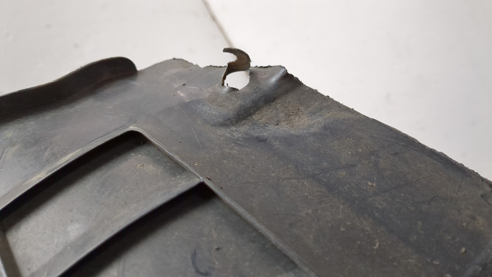 Локер передний правый