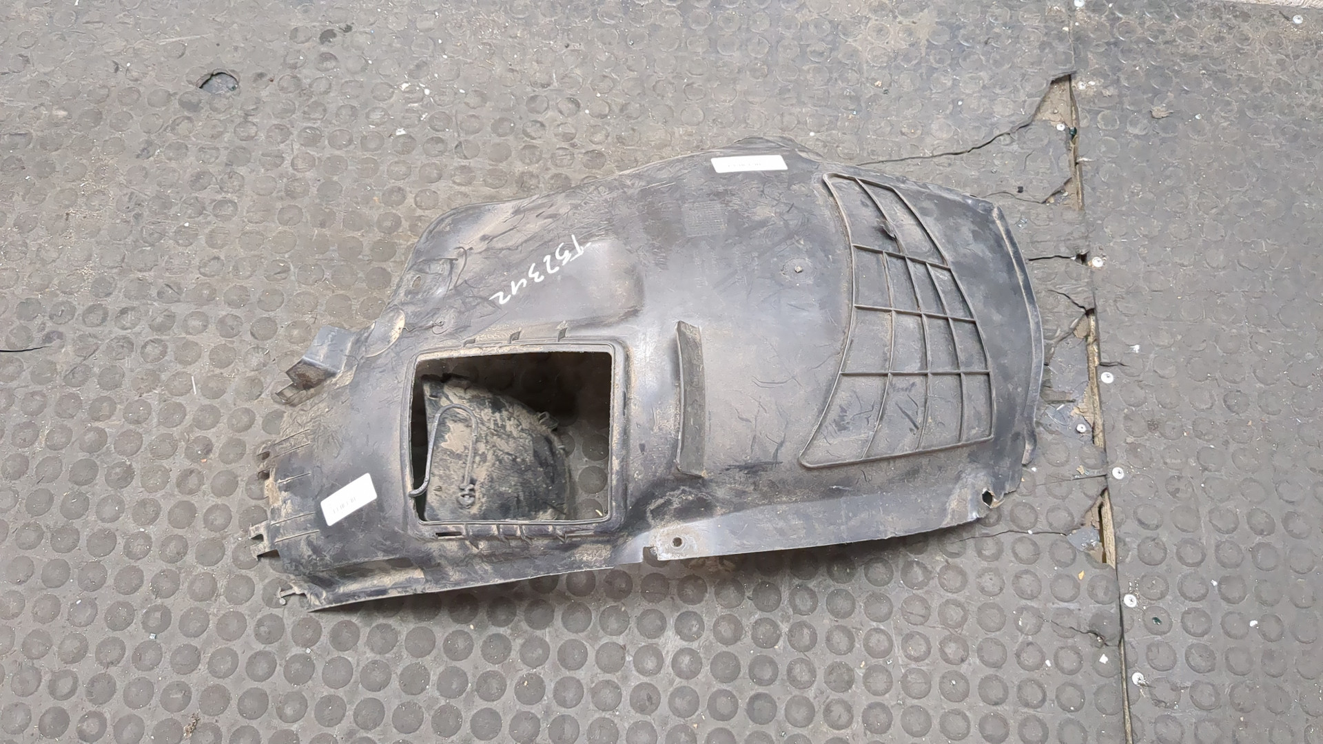 Локер передний правый