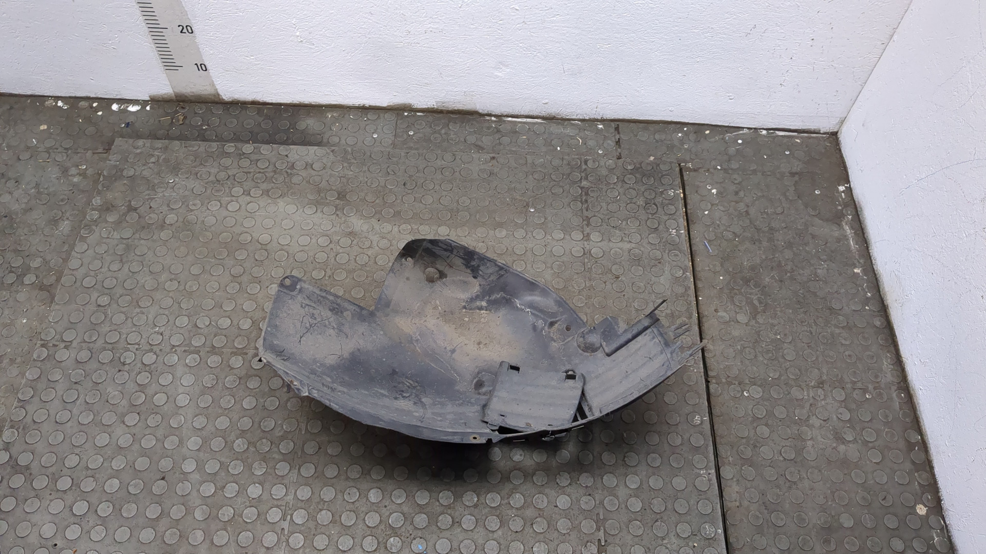 Локер передний правый