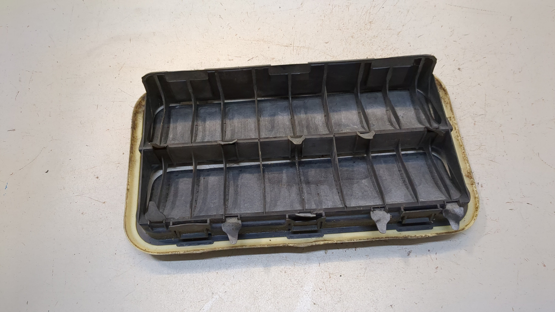 Воздухозаборник (внутри)