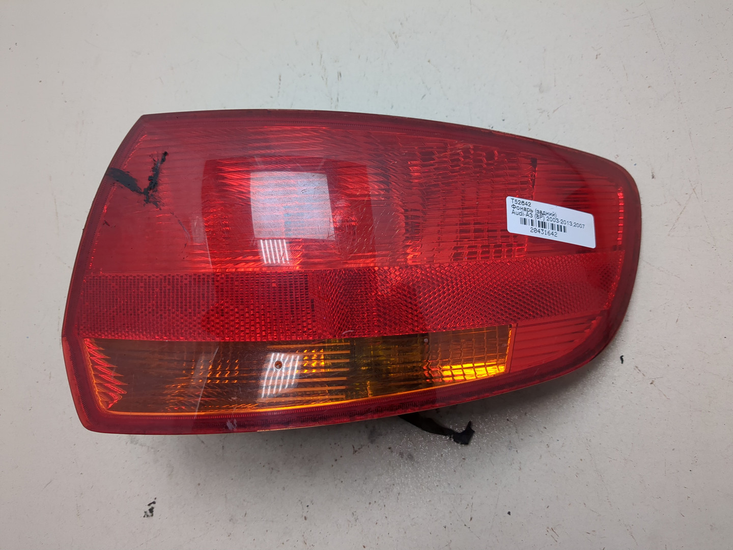 Фонарь задний правый