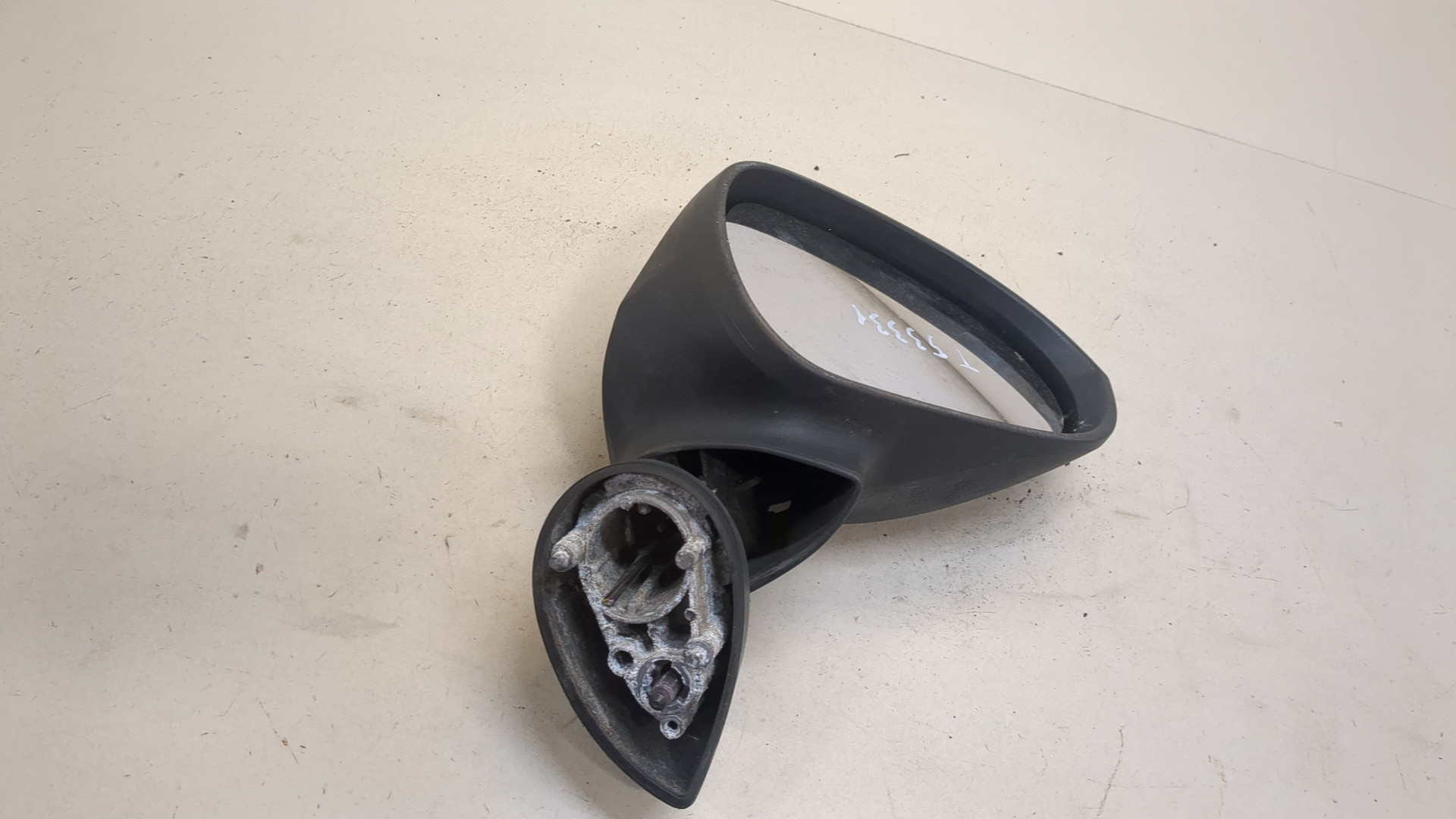 Зеркало правое электрическое